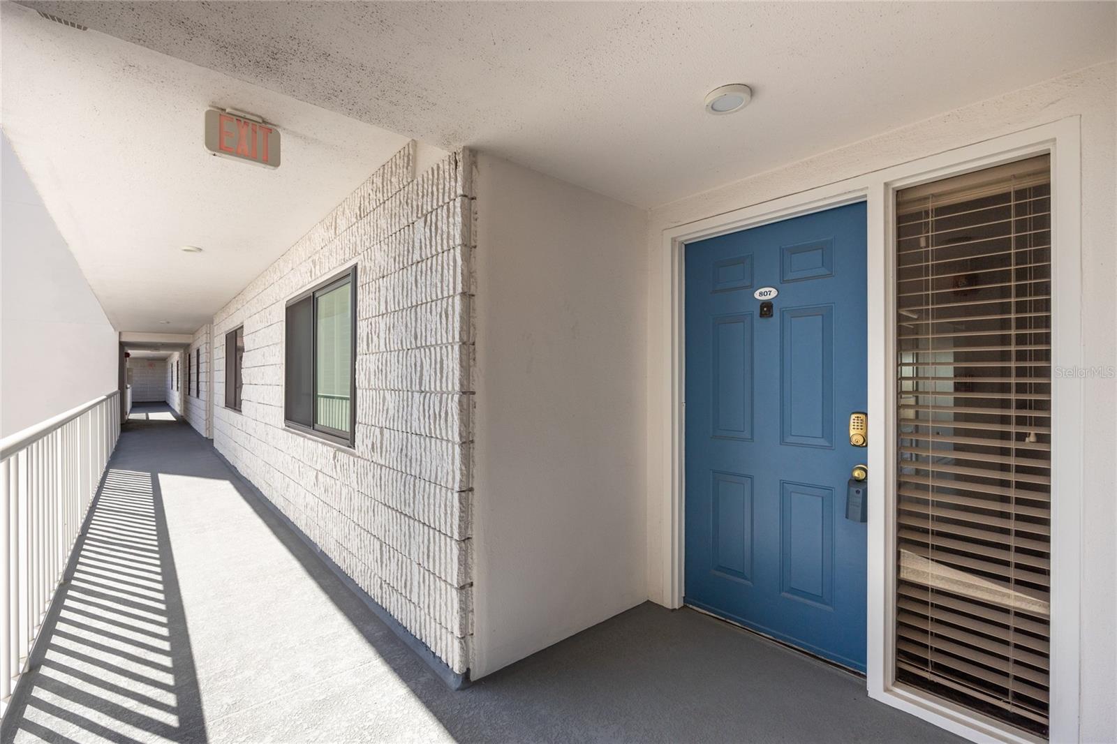 Image 25 of 44 For 2 Adalia Avenue 807