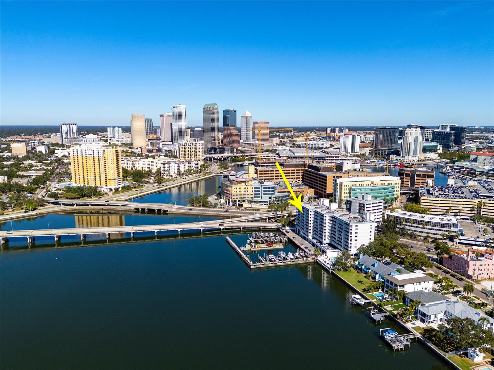 Image 5 of 44 For 2 Adalia Avenue 807