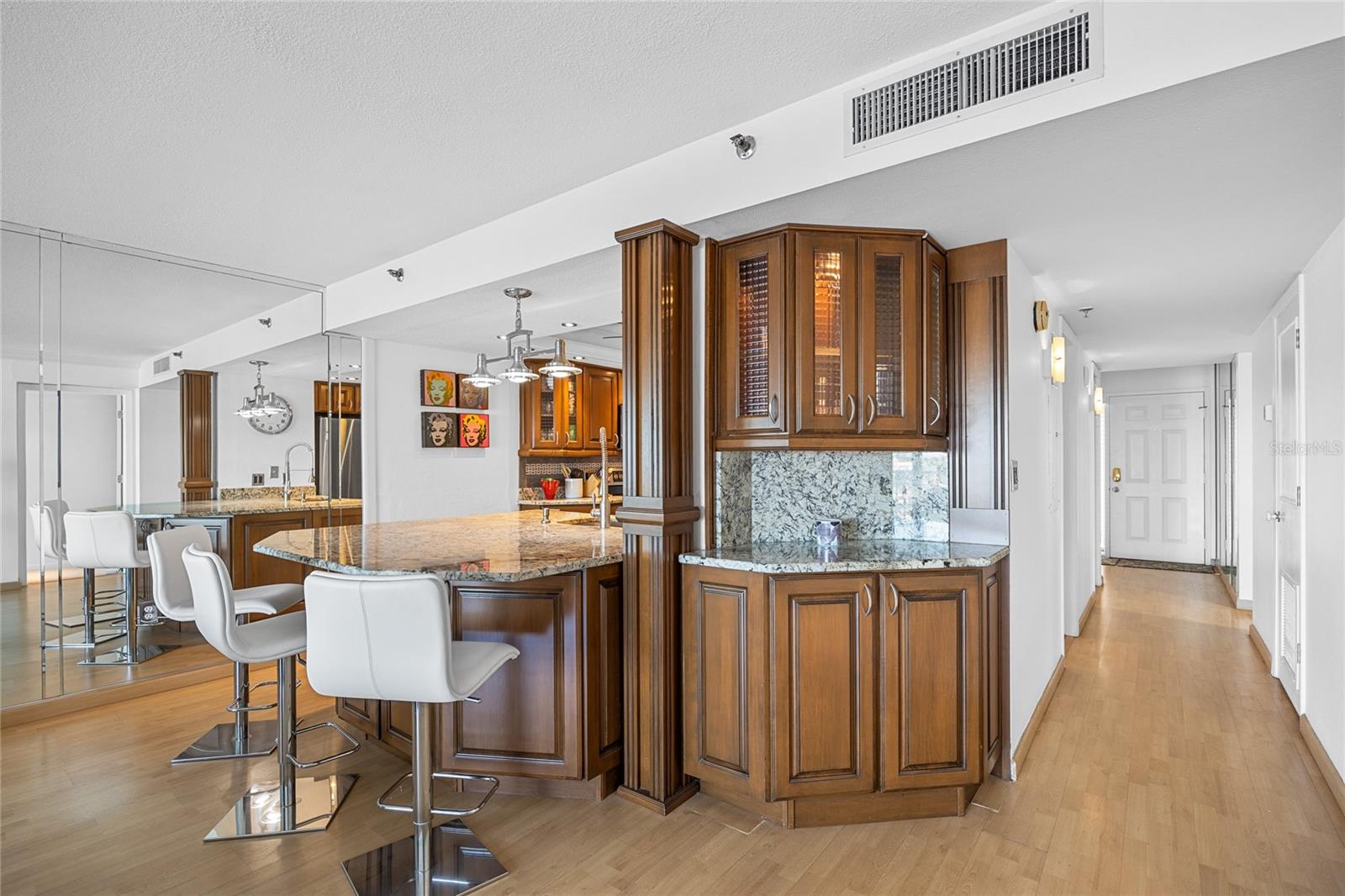 Image 7 of 44 For 2 Adalia Avenue 807