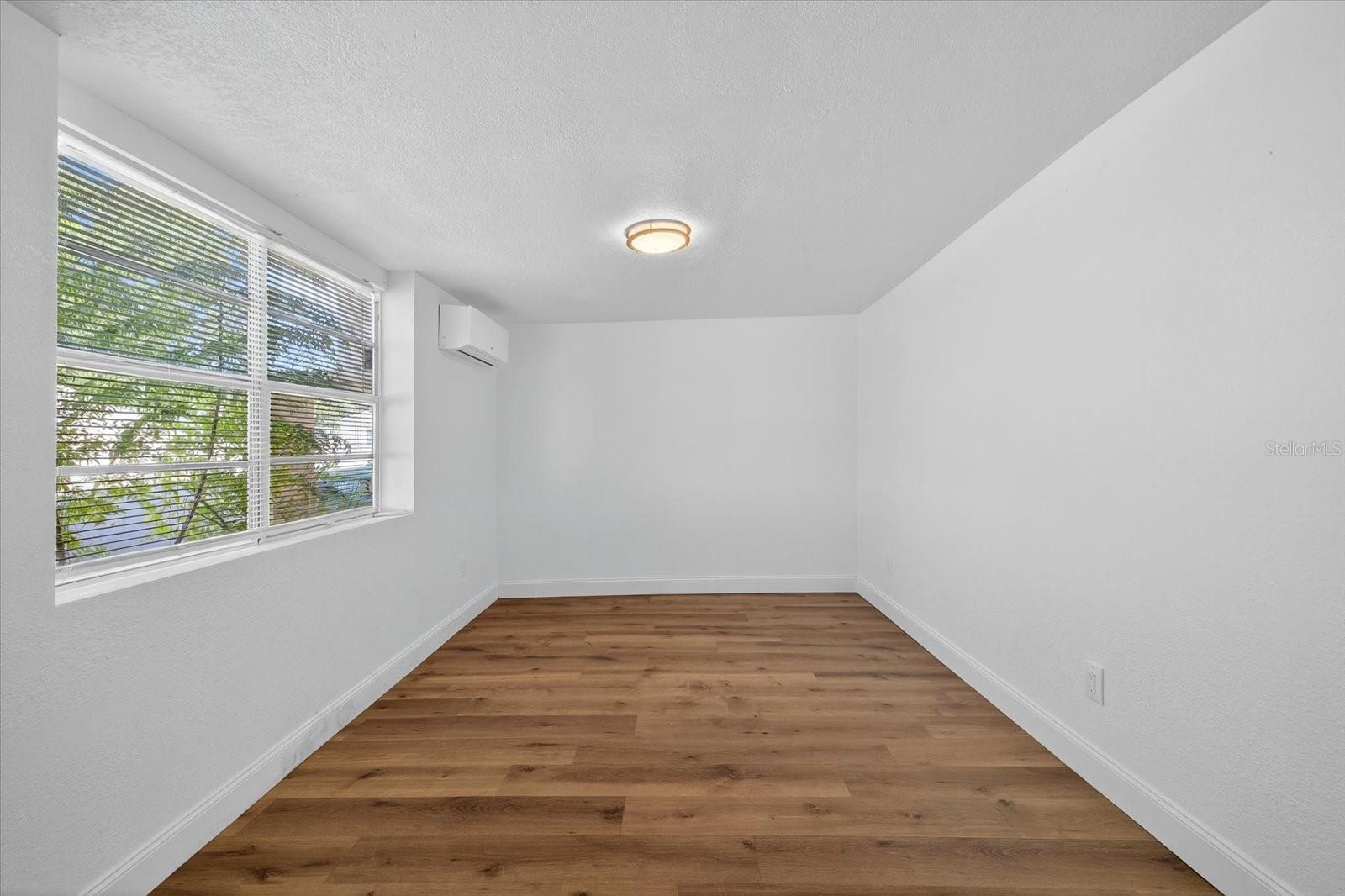 Image 37 of 44 For 3022 Meadow Street