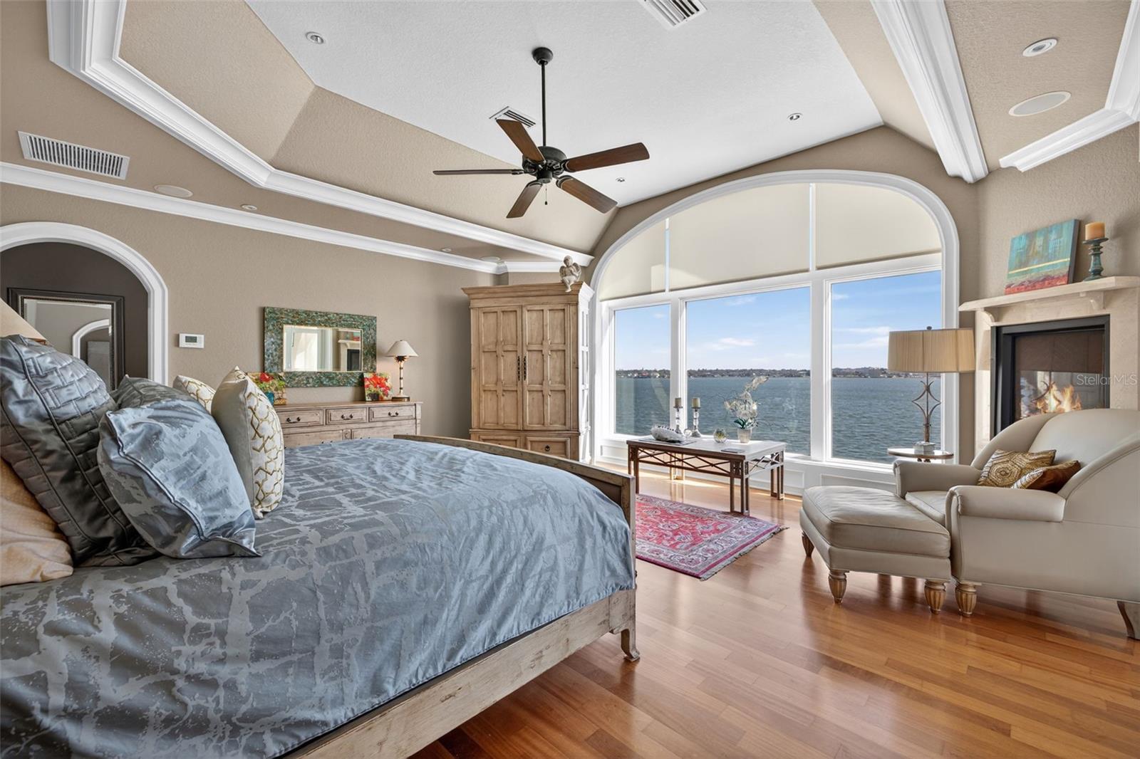 Image 22 of 48 For 2165 Louisa Drive