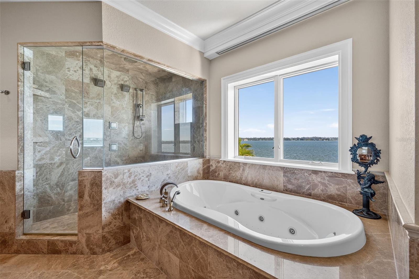 Image 25 of 48 For 2165 Louisa Drive