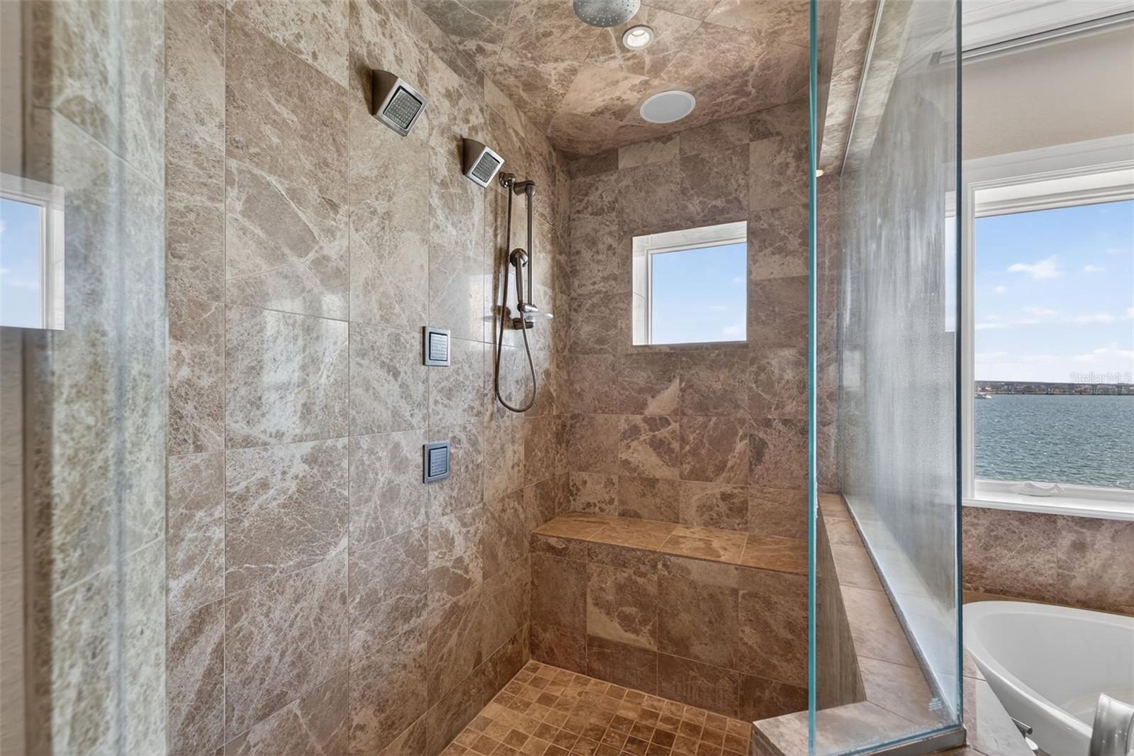 Image 27 of 48 For 2165 Louisa Drive