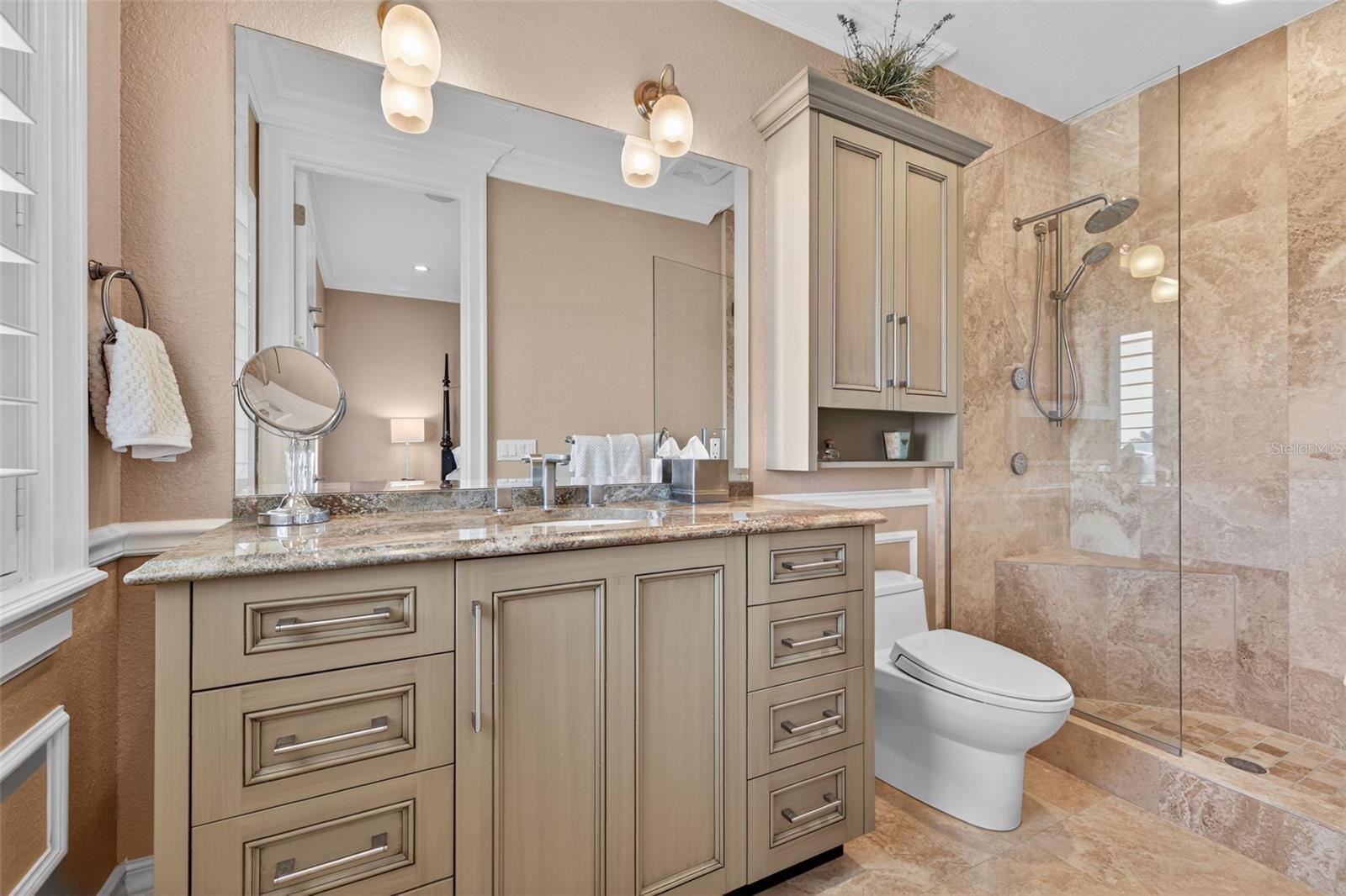 Image 34 of 48 For 2165 Louisa Drive