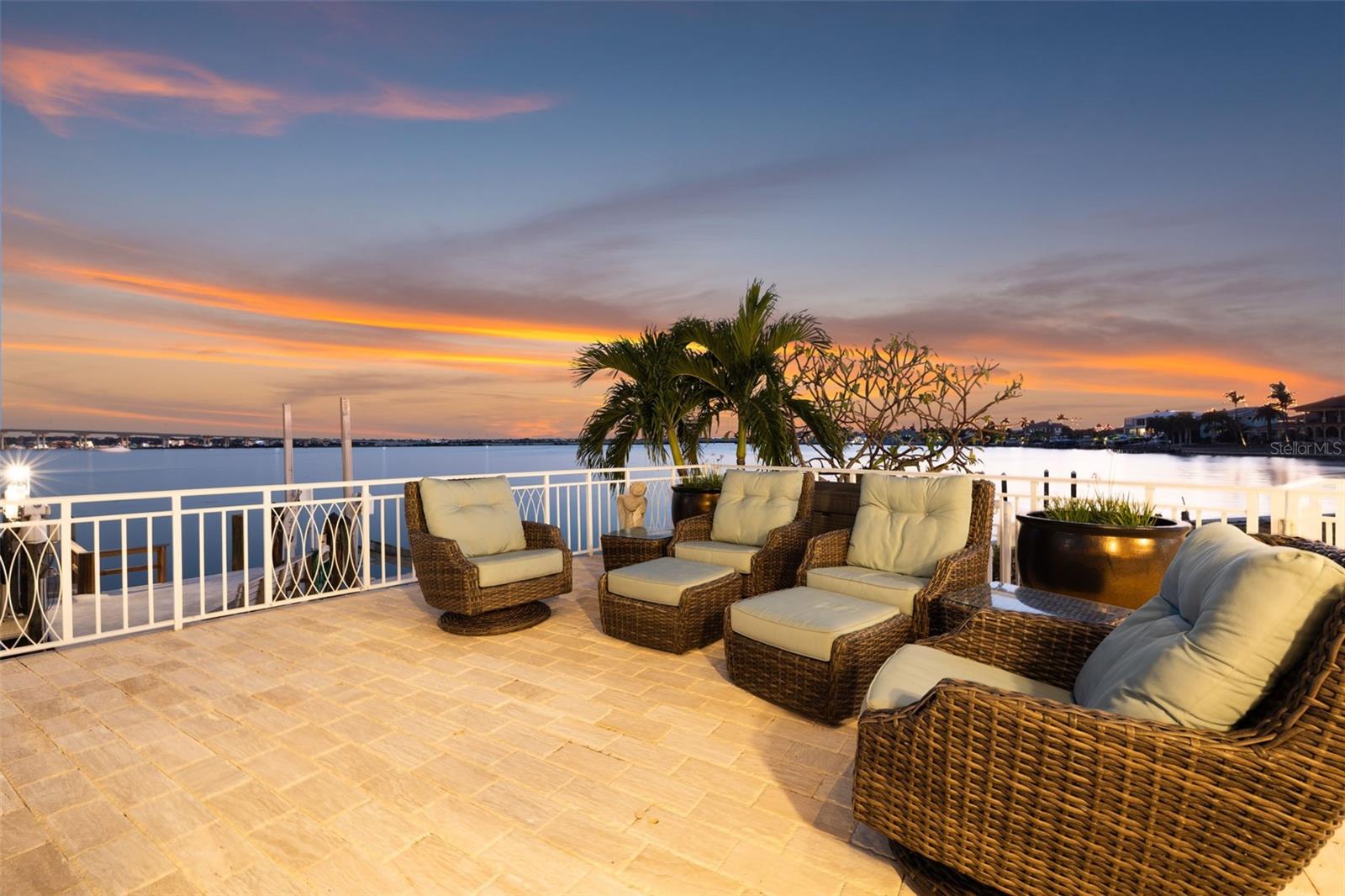 Image 43 of 48 For 2165 Louisa Drive