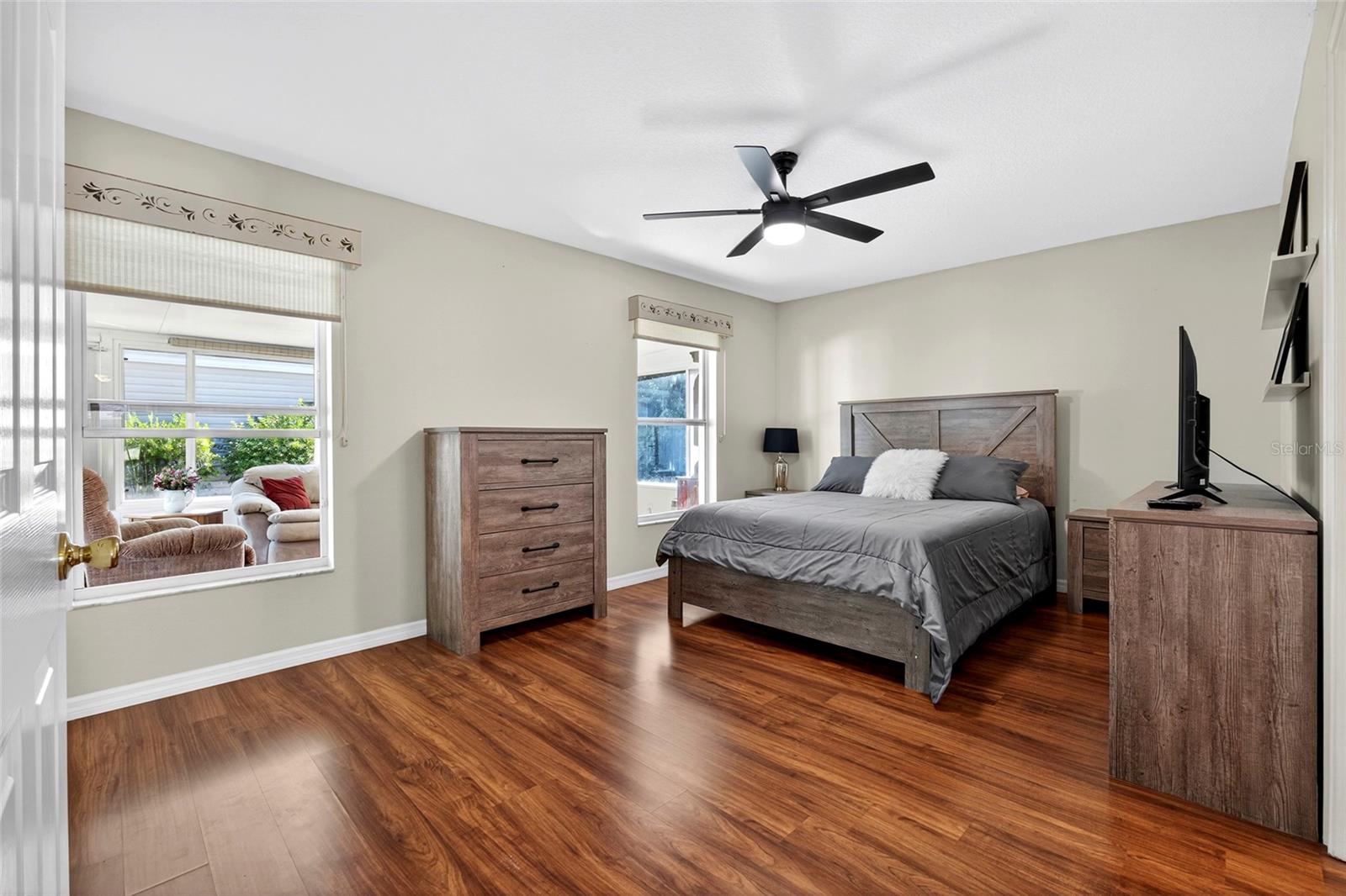 Image 10 of 27 For 22234 Bell Harbor Drive