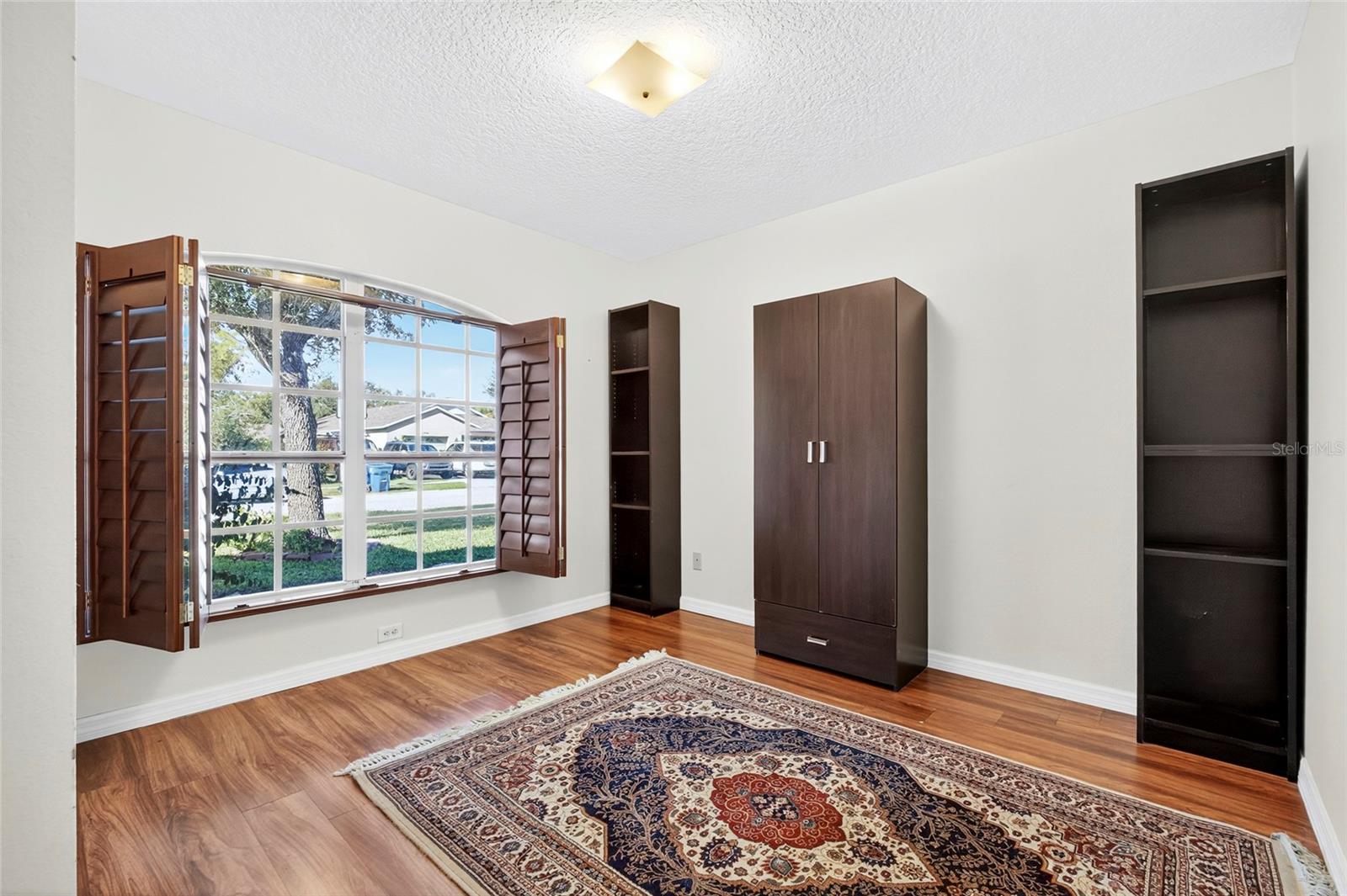 Image 16 of 27 For 22234 Bell Harbor Drive