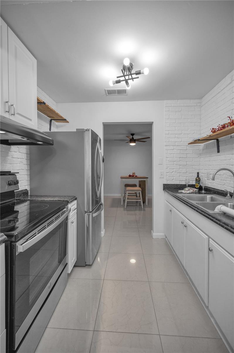 Image 13 of 57 For 24862 Us Highway 19 N 1205