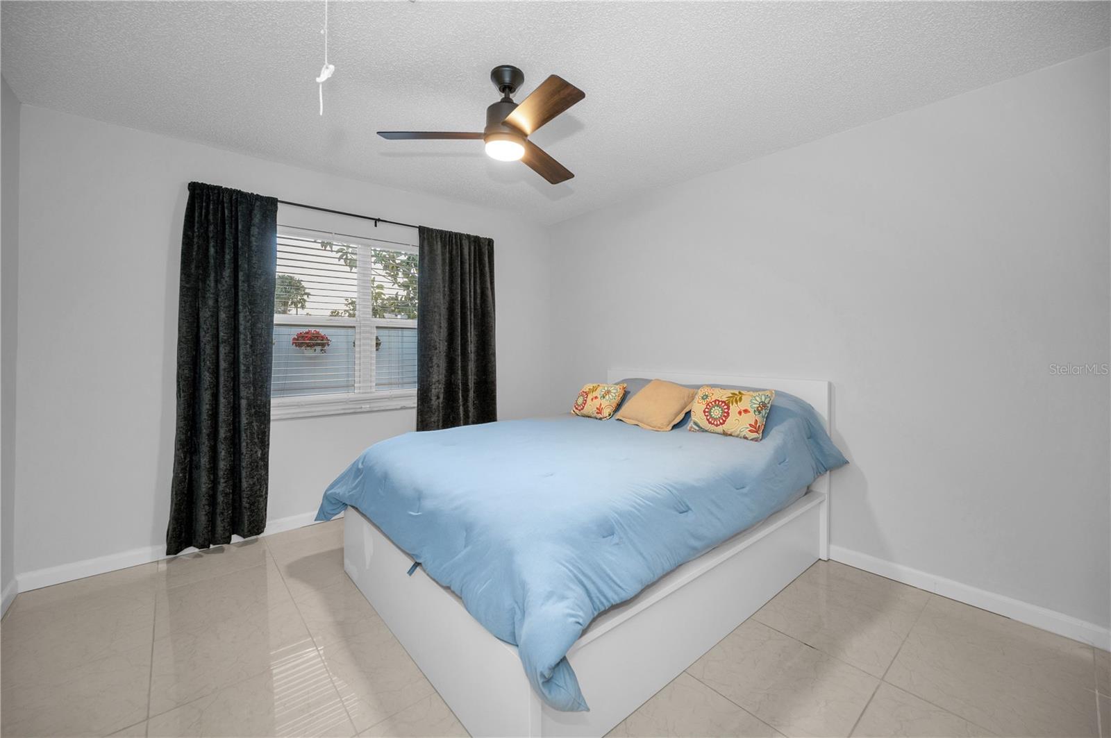 Image 18 of 57 For 24862 Us Highway 19 N 1205