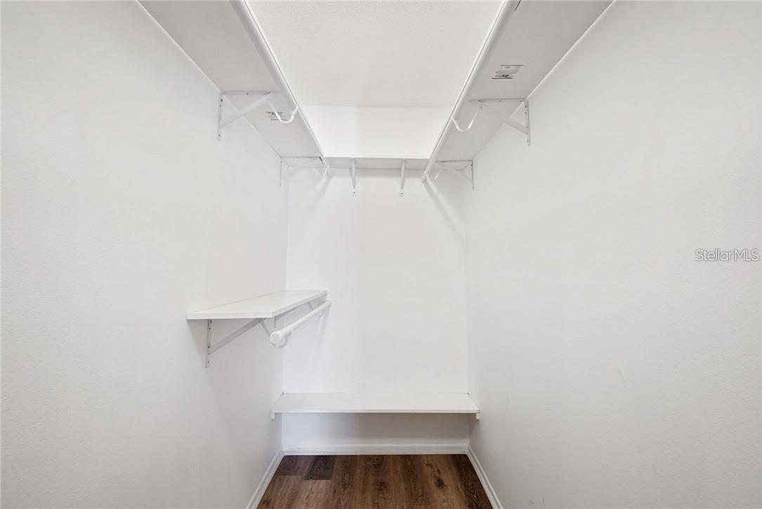 Image 14 of 15 For 4006 Angel Oak Court 202