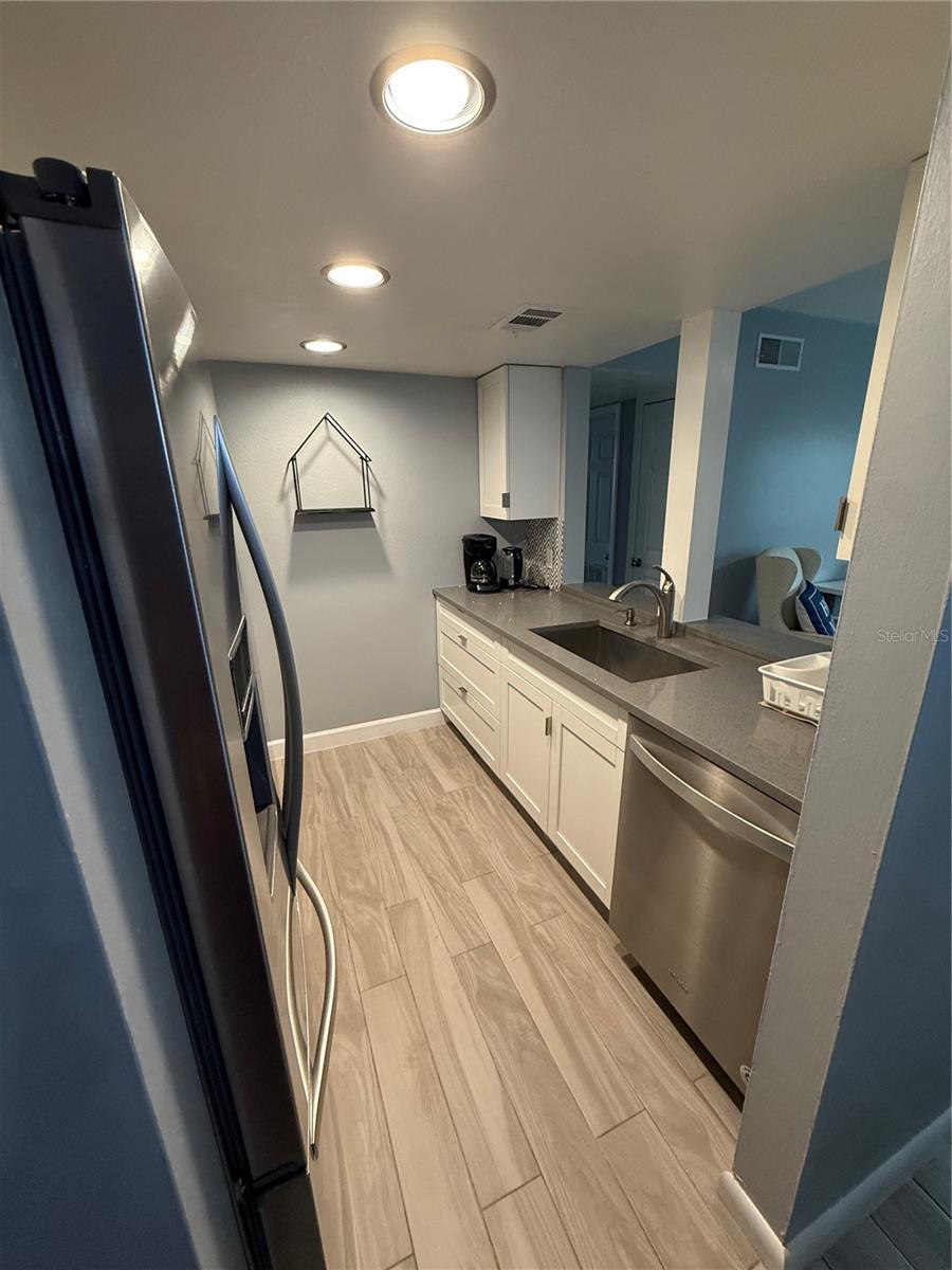 Image 4 of 28 For 4701 Joseph Court 248