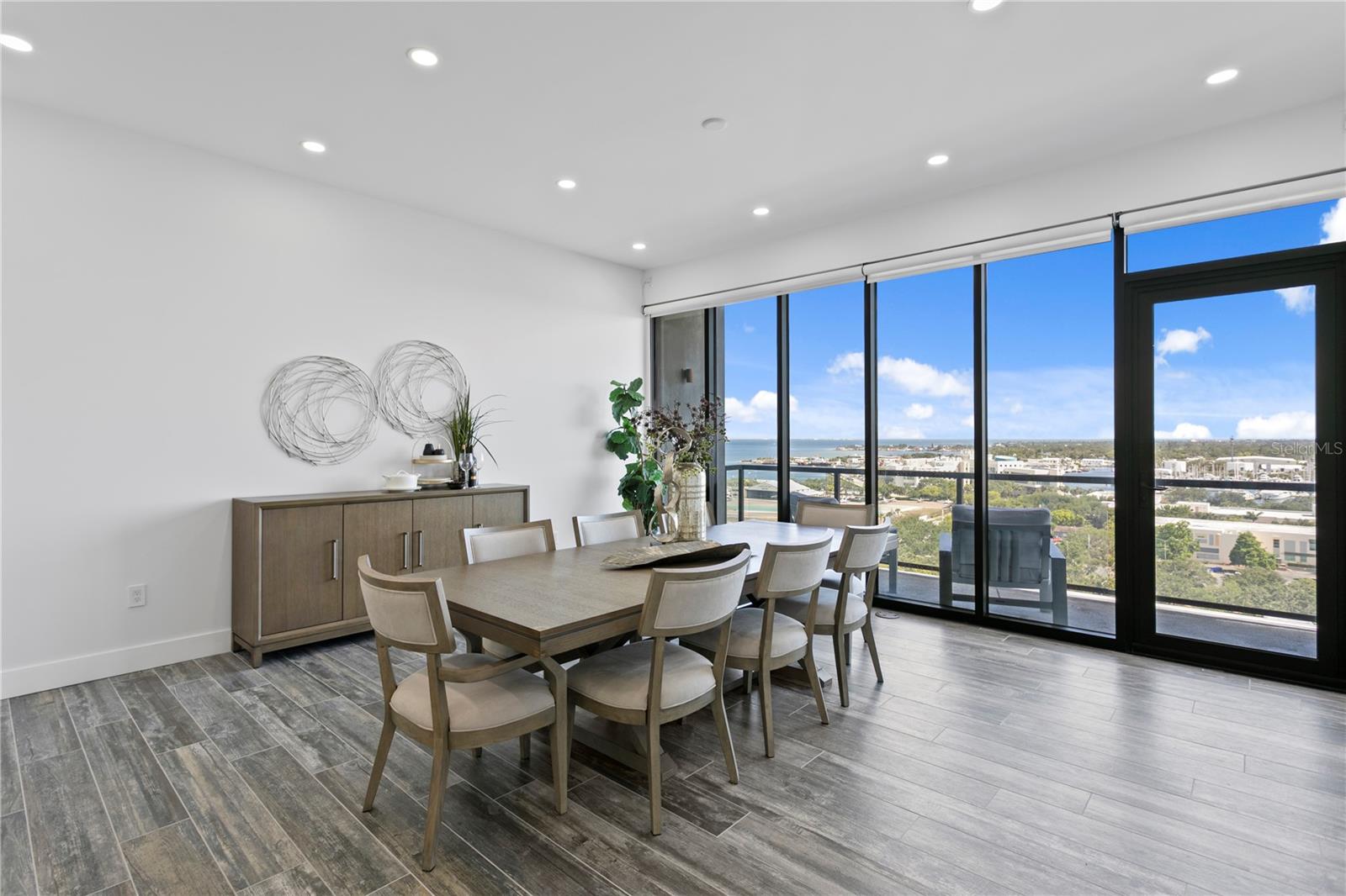 Image 11 of 55 For 199 Dali Boulevard Ph-2