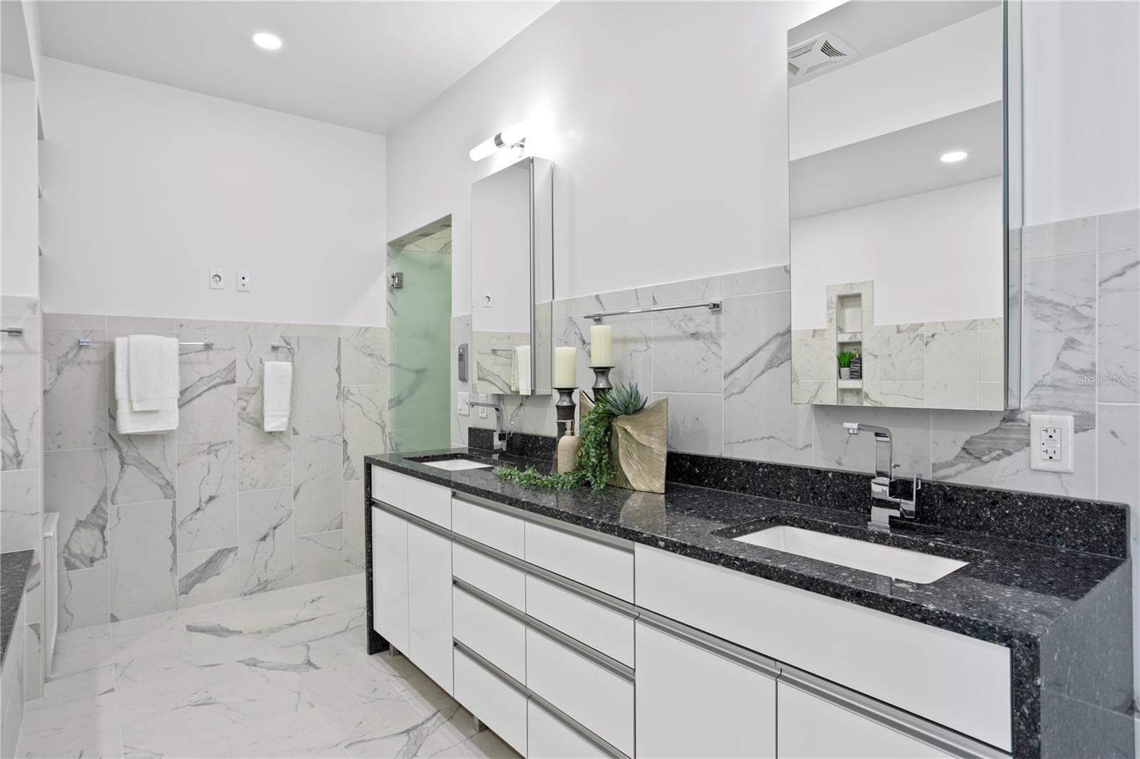 Image 20 of 55 For 199 Dali Boulevard Ph-2