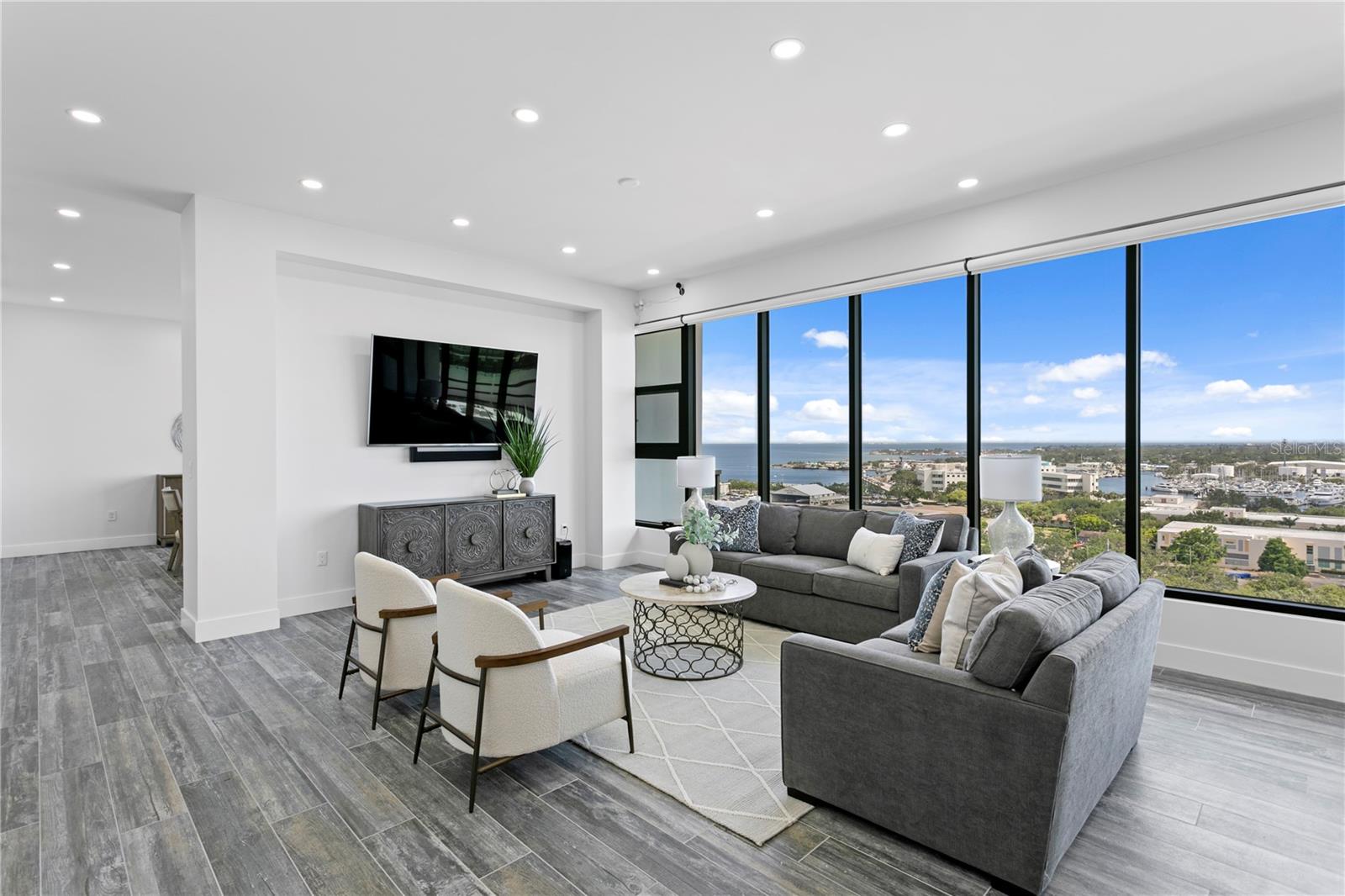 Image 6 of 55 For 199 Dali Boulevard Ph-2