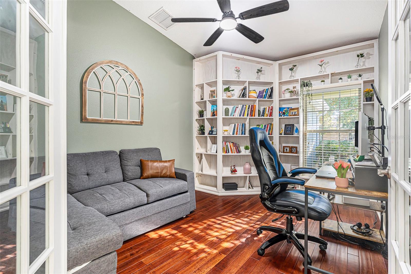 Image 10 of 30 For 9928 Torrisdale Loop