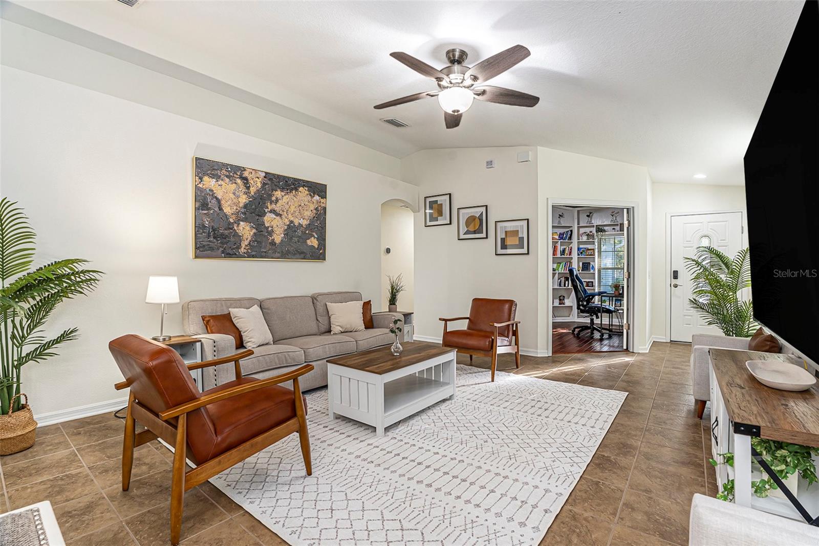 Image 11 of 30 For 9928 Torrisdale Loop