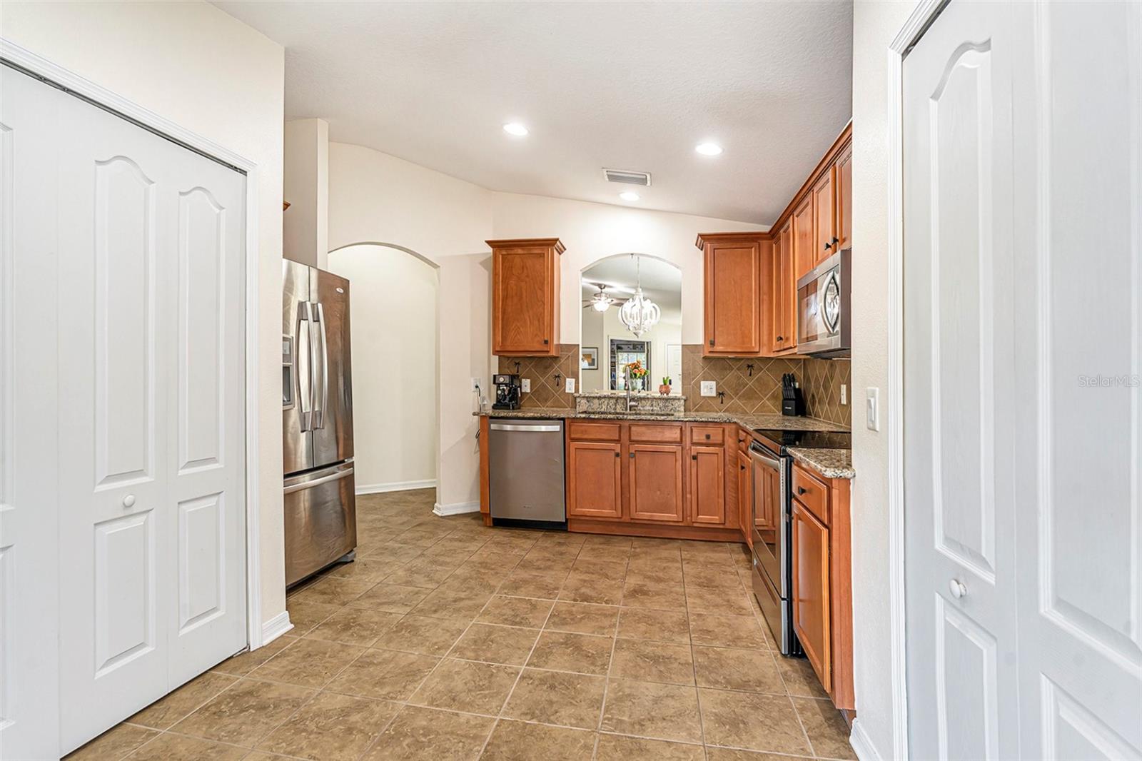 Image 19 of 30 For 9928 Torrisdale Loop