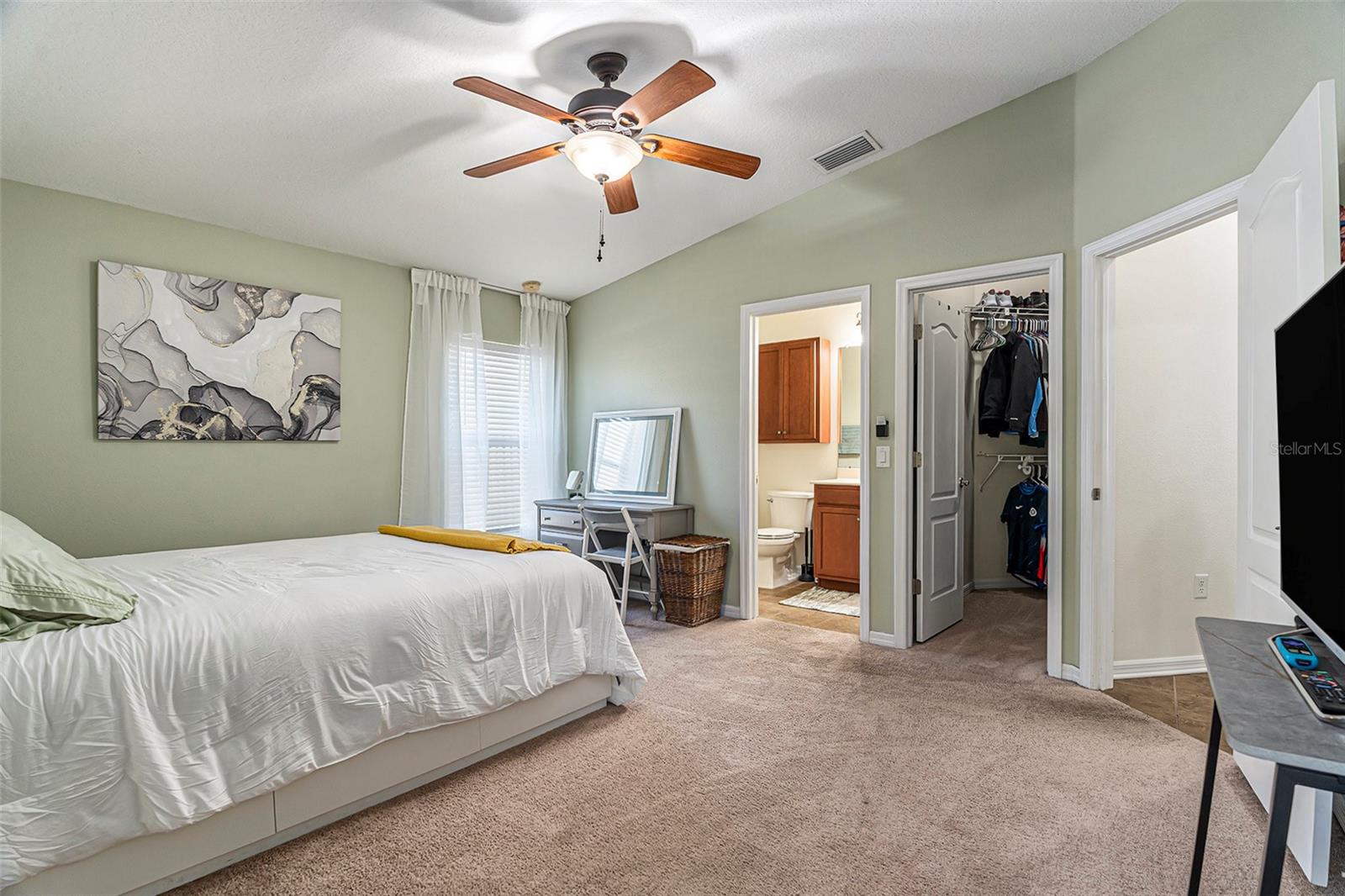 Image 21 of 30 For 9928 Torrisdale Loop