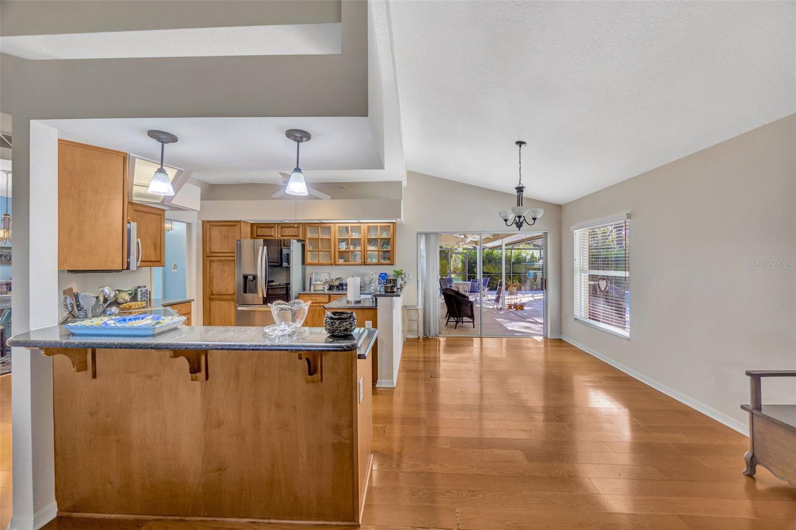 Image 6 of 10 For 507 Surrey Lane