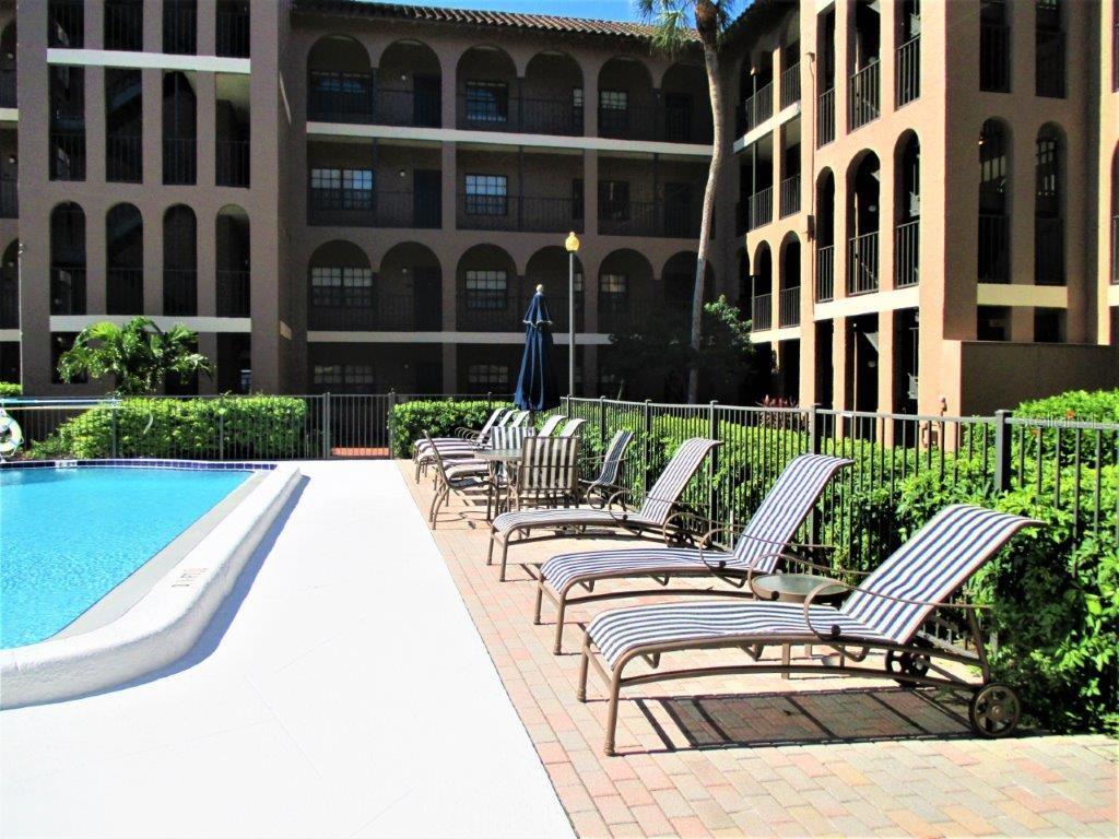 Image 15 of 15 For 6100 Gulfport Boulevard S 112