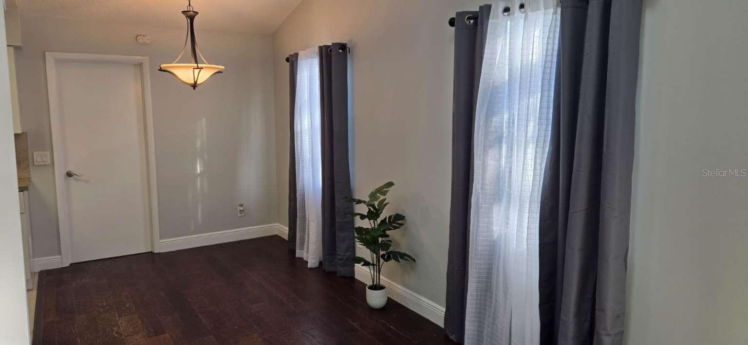 Image 12 of 20 For 4585 Lighthouse Circle 49