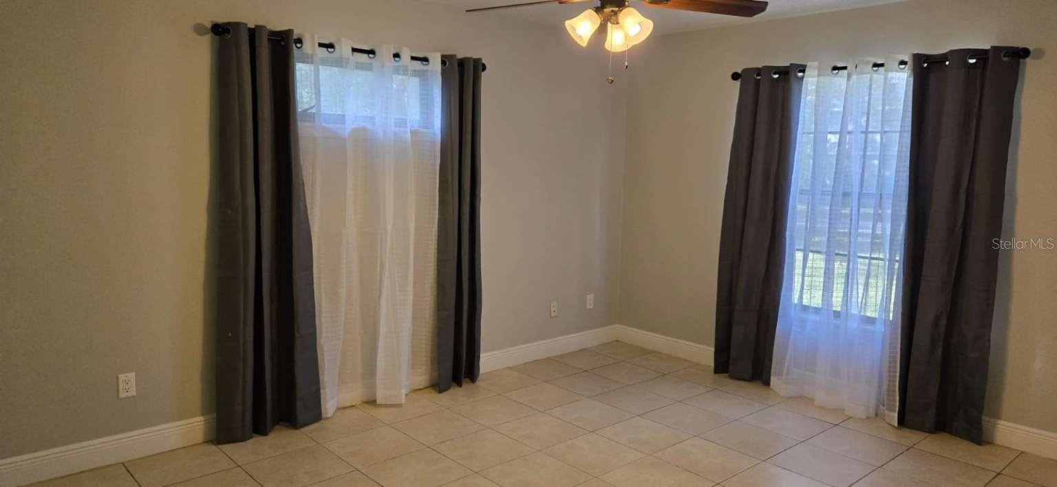 Image 15 of 20 For 4585 Lighthouse Circle 49