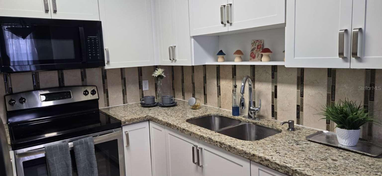 Image 5 of 20 For 4585 Lighthouse Circle 49