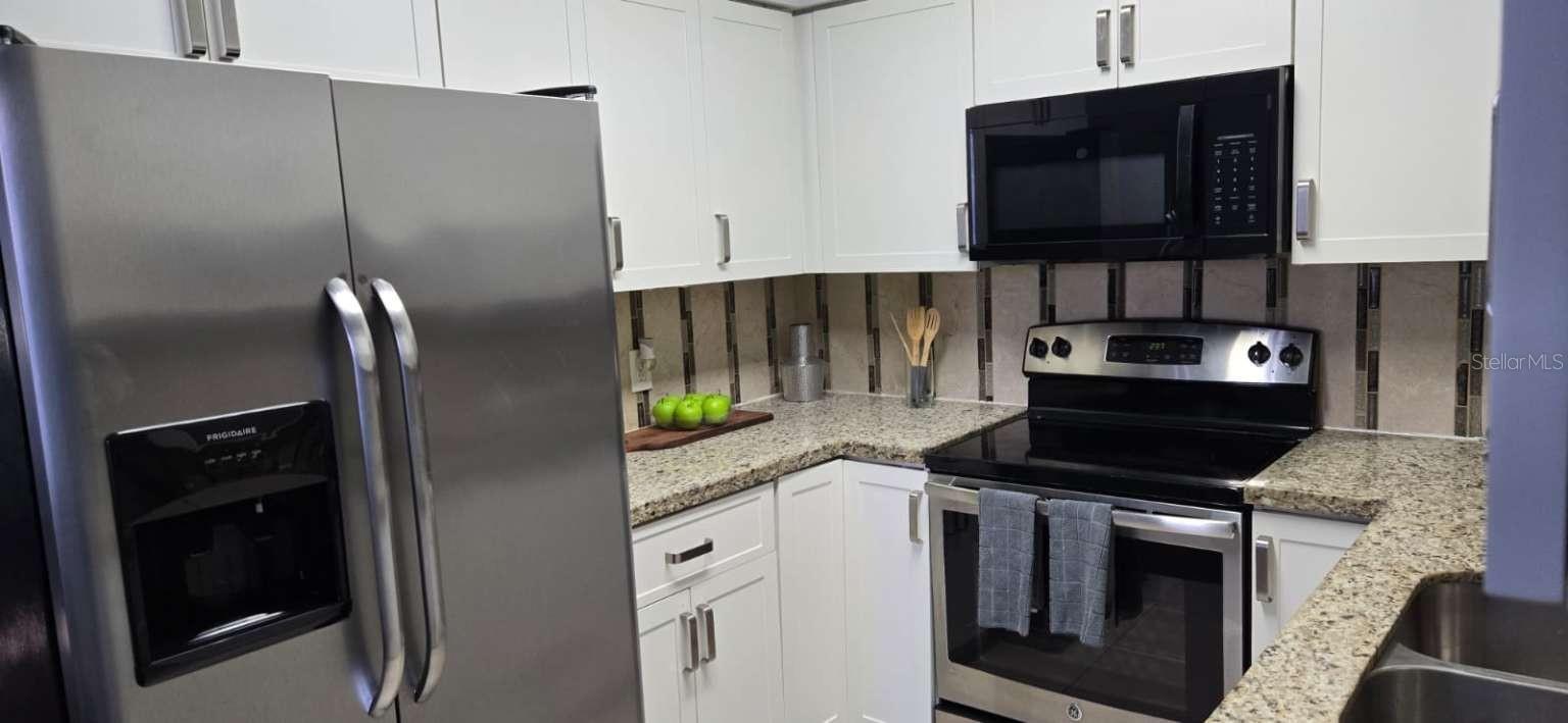 Image 6 of 20 For 4585 Lighthouse Circle 49