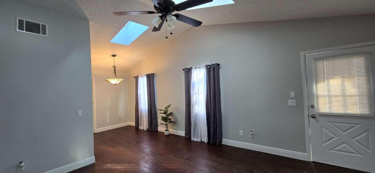 Image 7 of 20 For 4585 Lighthouse Circle 49