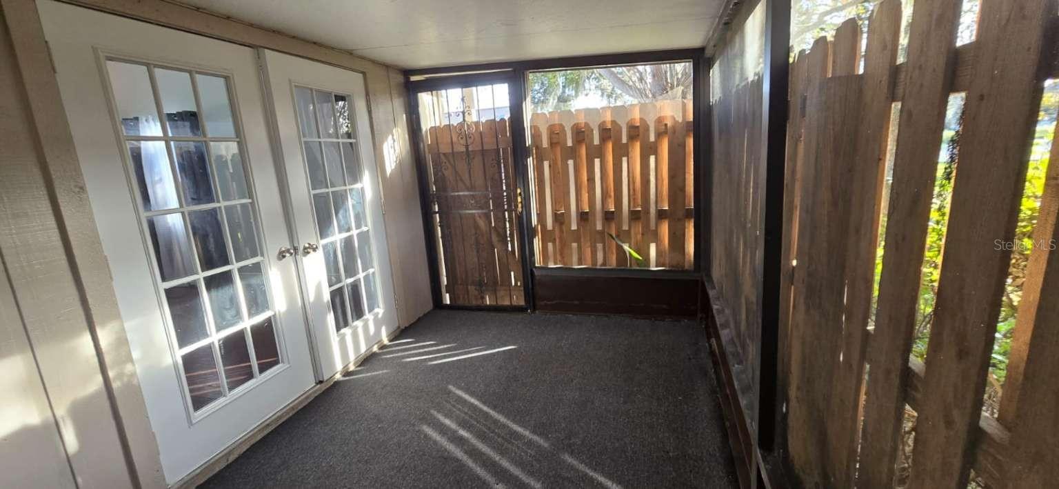 Image 8 of 20 For 4585 Lighthouse Circle 49