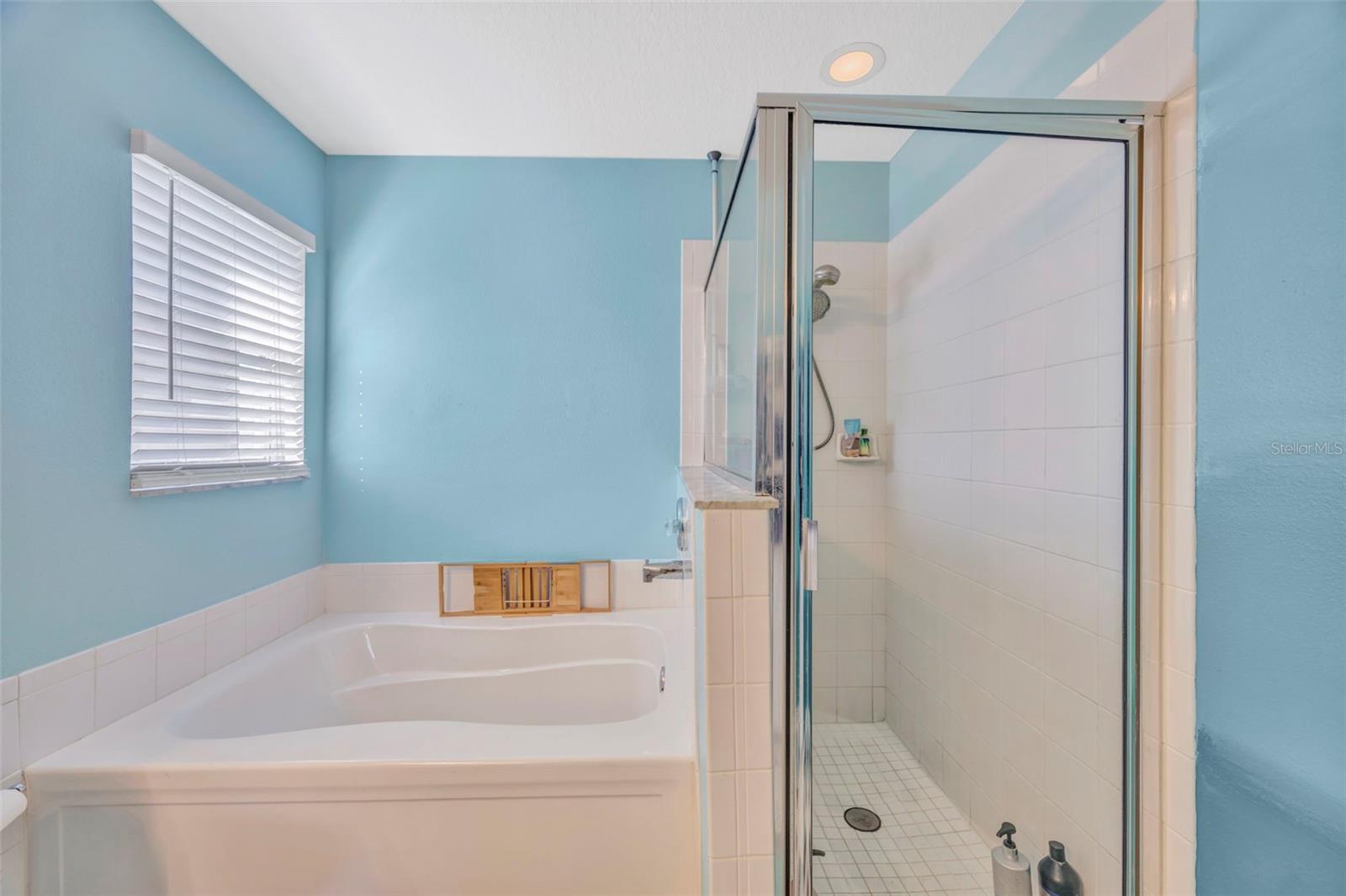 Image 20 of 56 For 30512 Wrencrest Drive