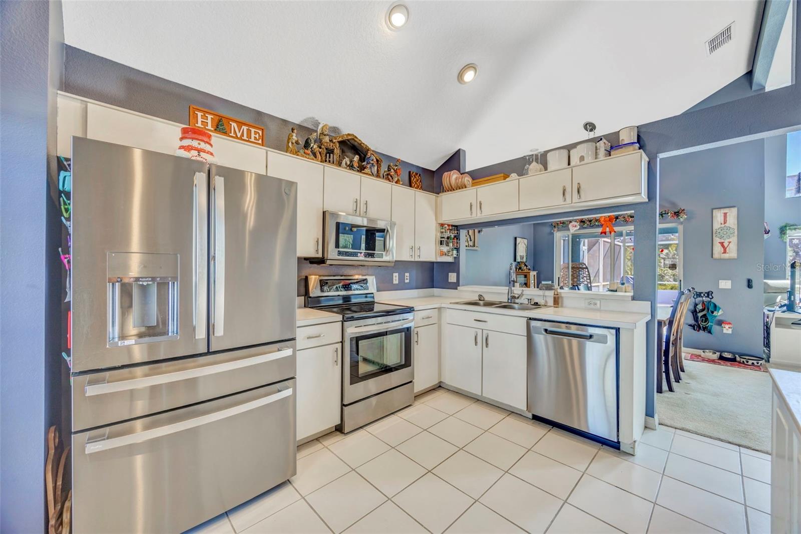 Image 26 of 56 For 30512 Wrencrest Drive