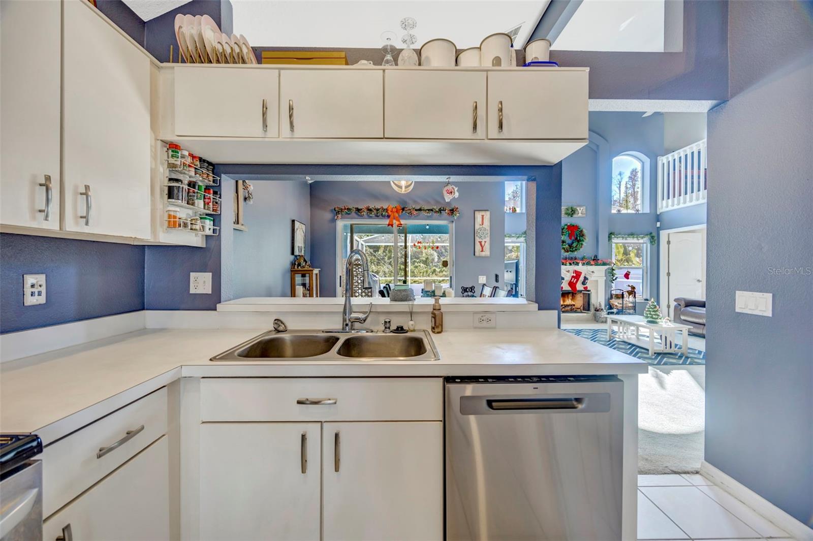 Image 31 of 56 For 30512 Wrencrest Drive