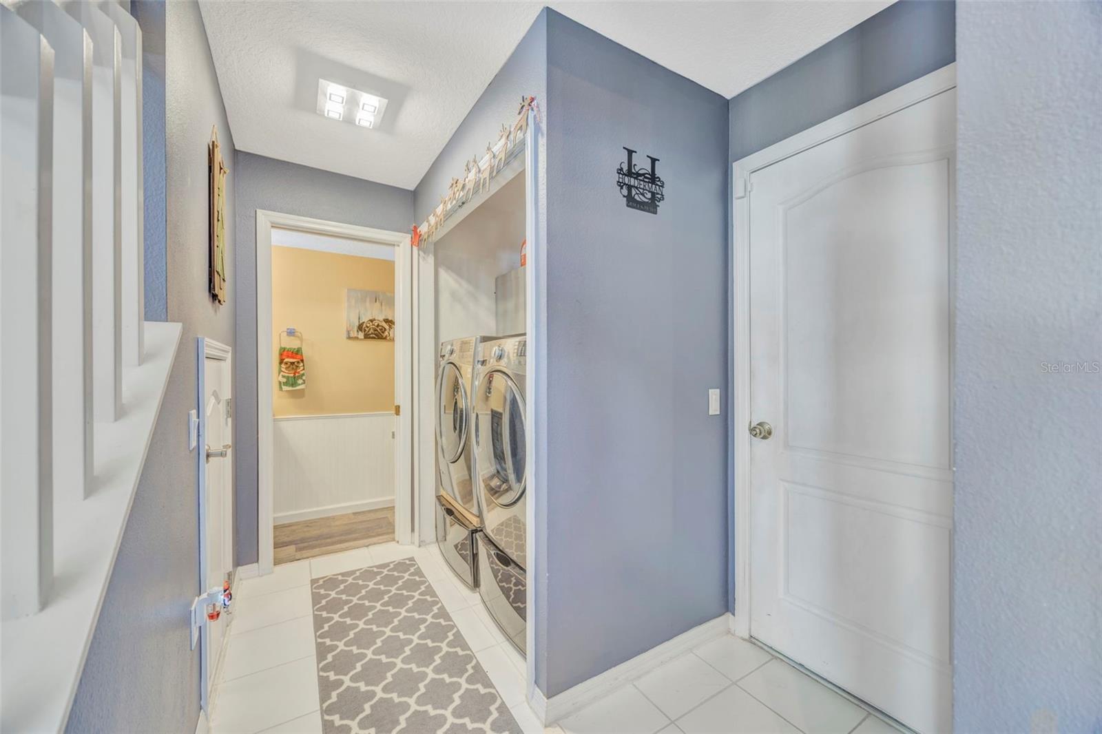 Image 7 of 56 For 30512 Wrencrest Drive