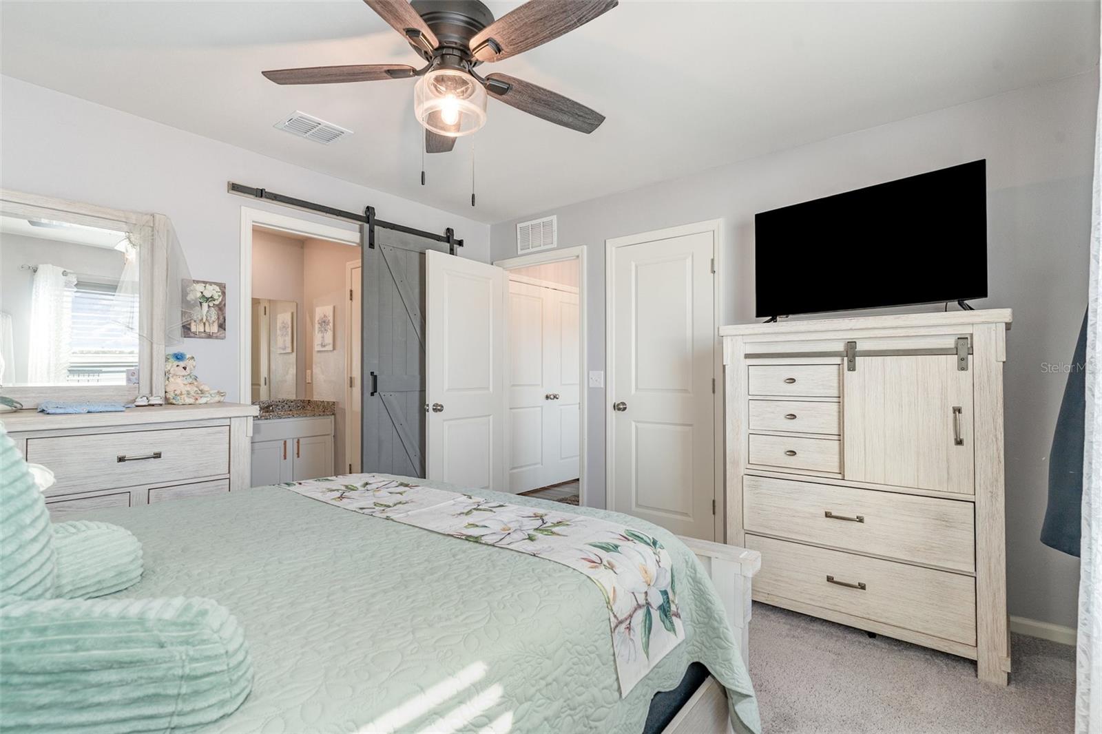 Image 23 of 30 For 420 Jewel Lake Drive