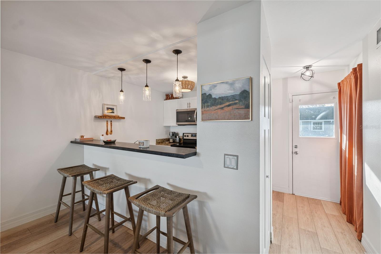 Image 13 of 49 For 4821 Mcelroy Avenue D210