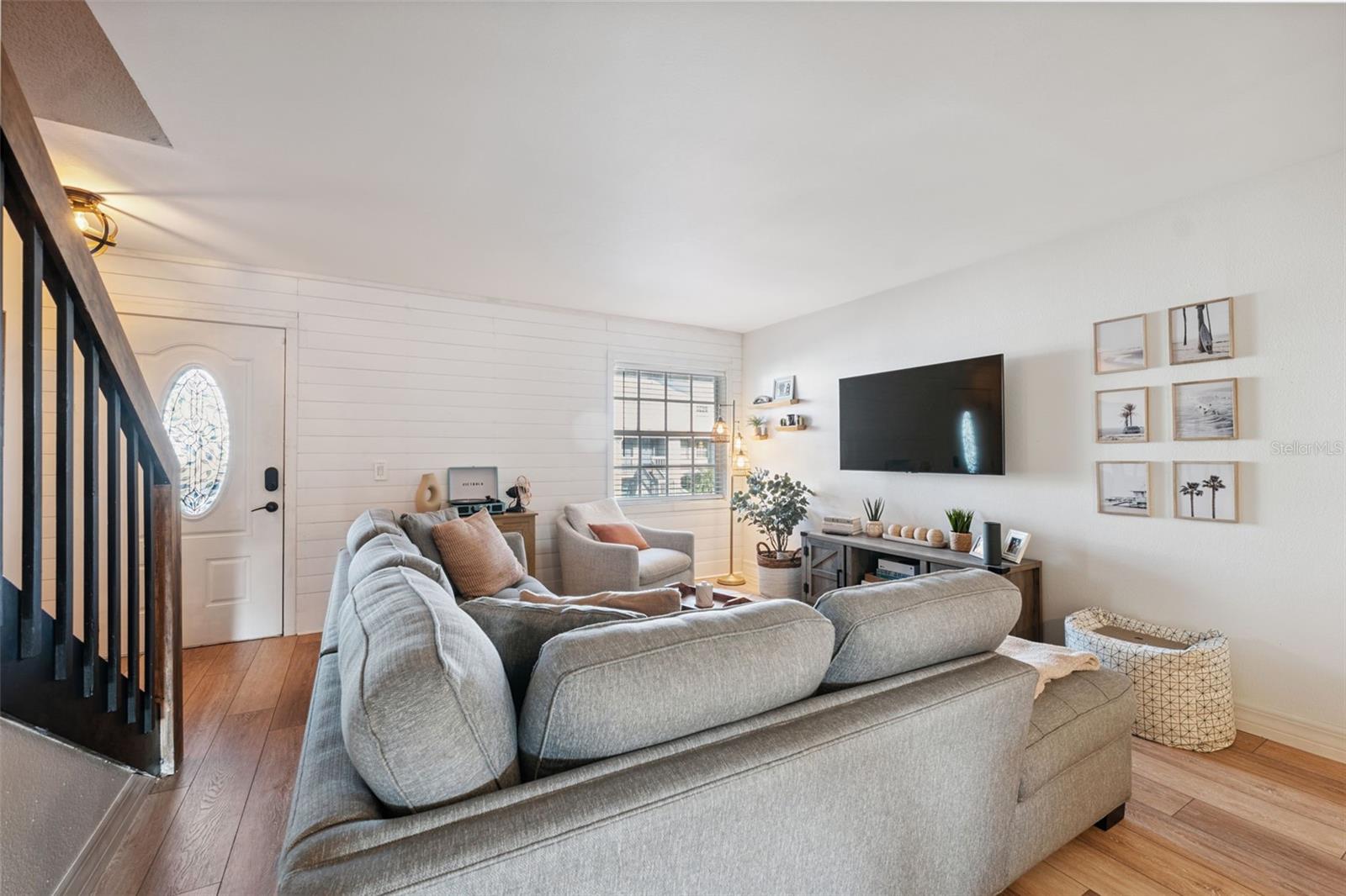 Image 7 of 49 For 4821 Mcelroy Avenue D210