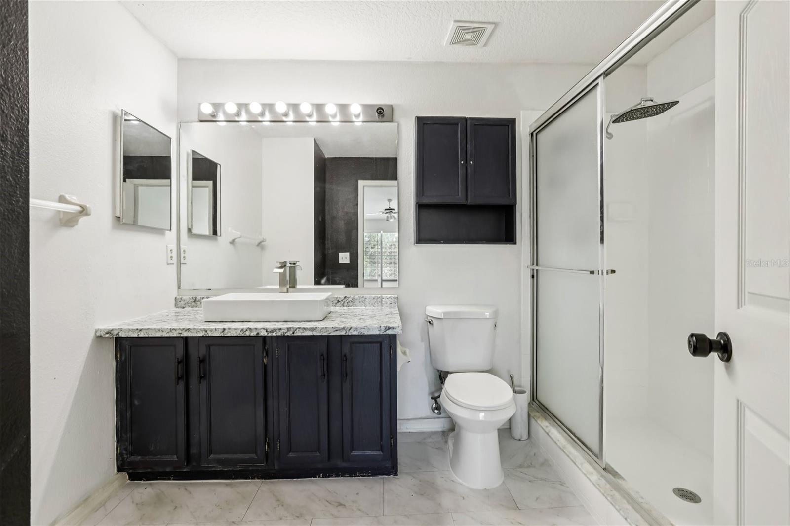 Image 13 of 28 For 729 Kensington Lake Circle