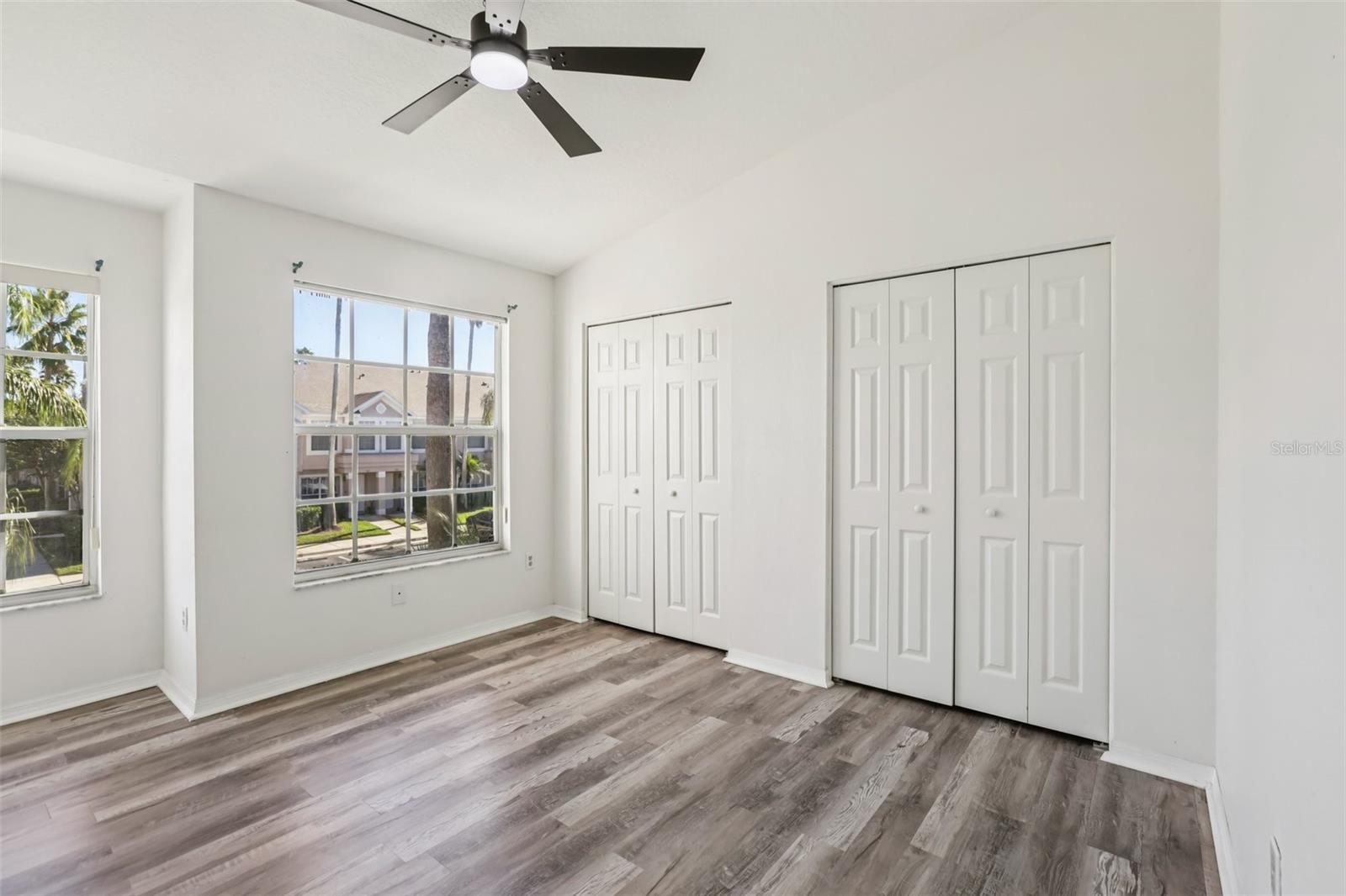 Image 18 of 28 For 729 Kensington Lake Circle