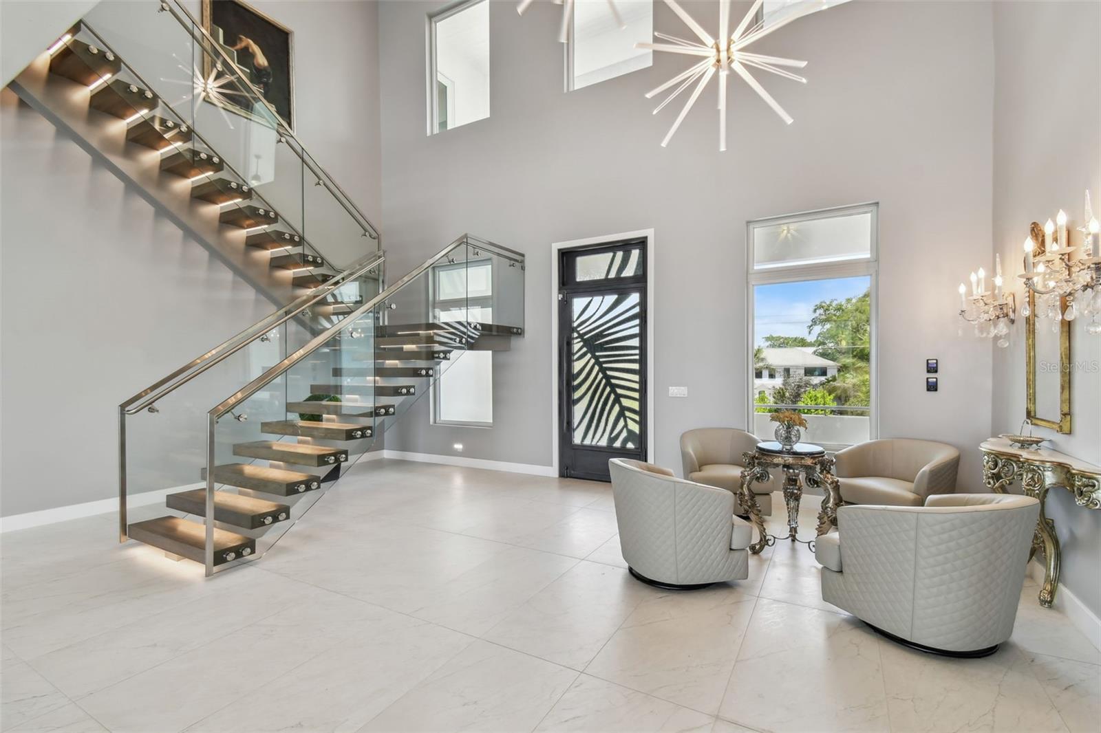 Listing photo id 30 for 90 Martinique Avenue