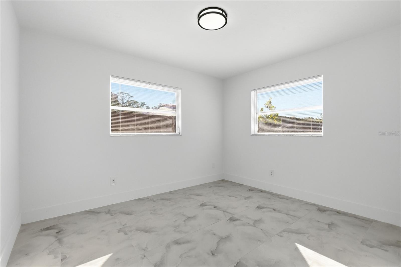 Image 30 of 60 For 5644 Auld Lane