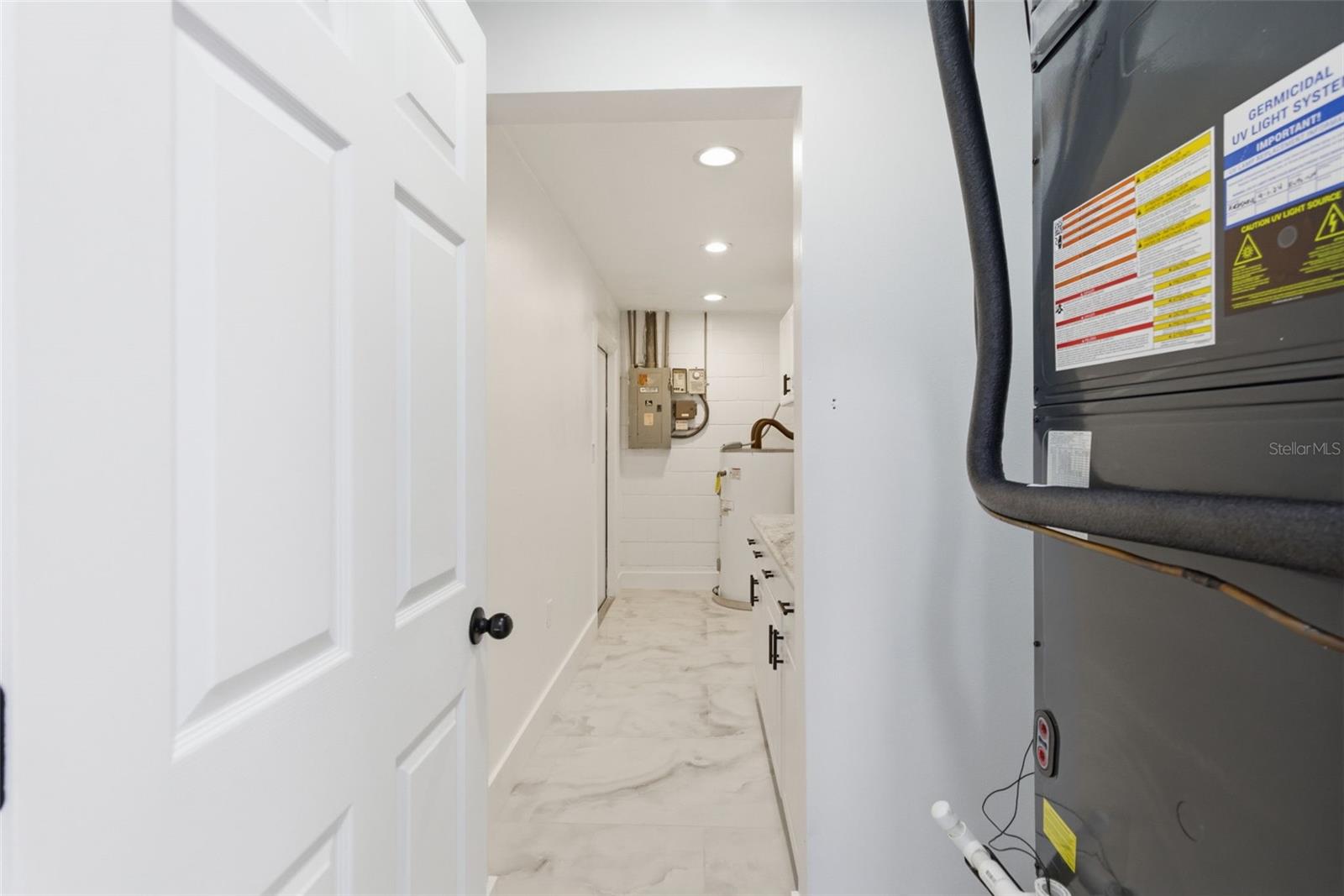 Image 35 of 60 For 5644 Auld Lane