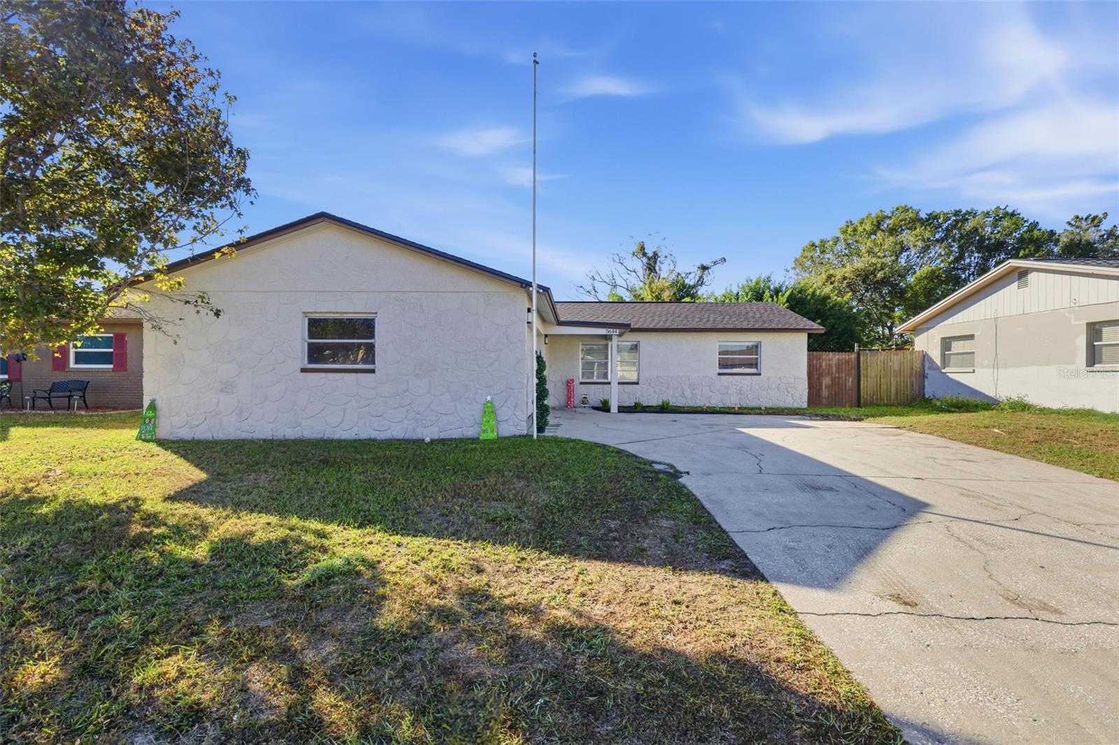 Image 47 of 60 For 5644 Auld Lane