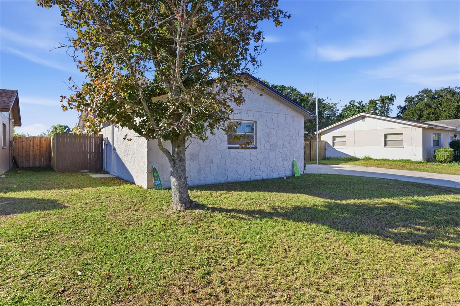 Image 48 of 60 For 5644 Auld Lane