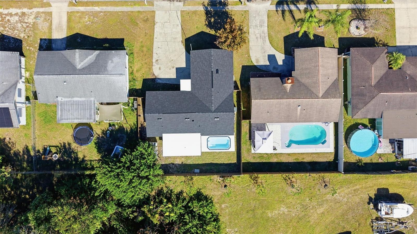 Image 52 of 60 For 5644 Auld Lane