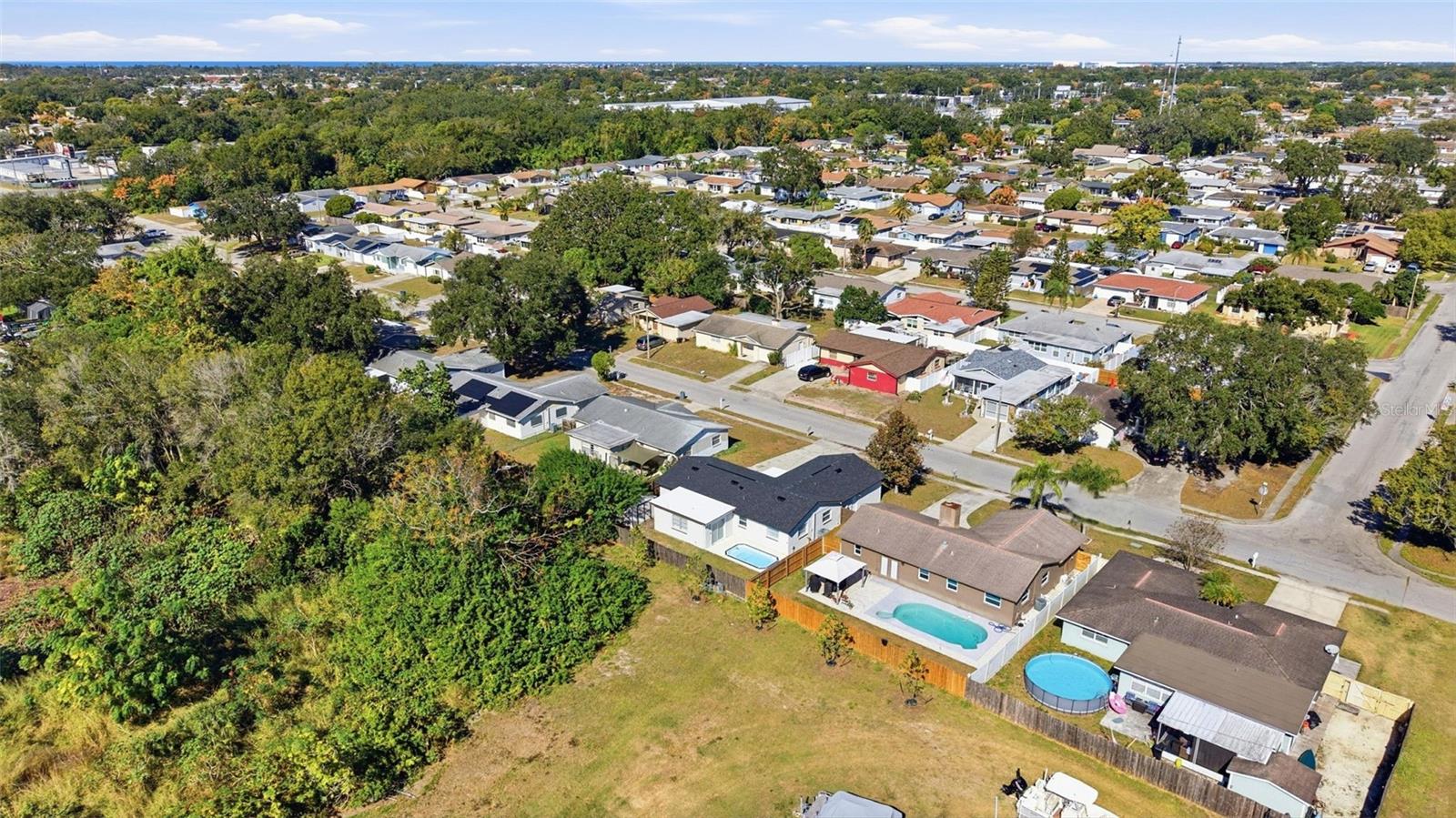 Image 58 of 60 For 5644 Auld Lane