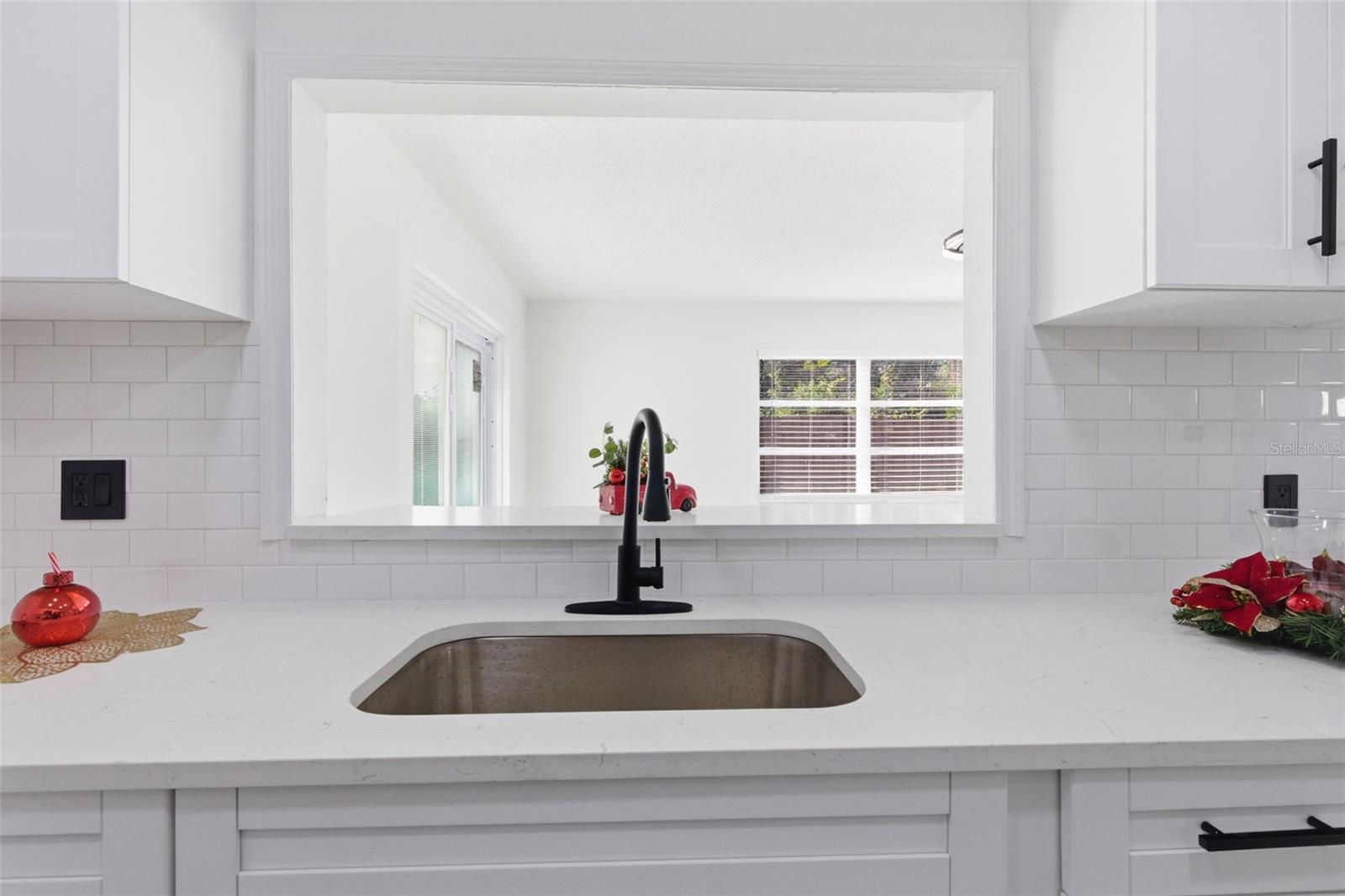 Image 9 of 60 For 5644 Auld Lane