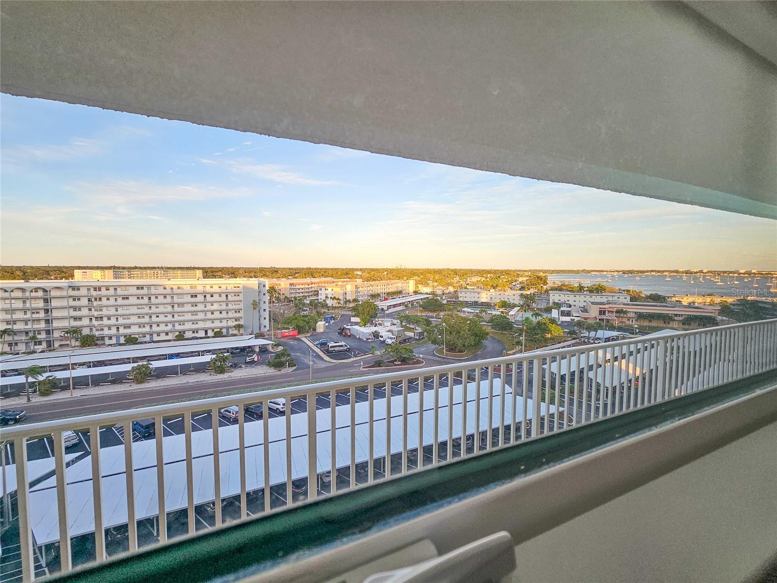 Image 16 of 35 For 5980 Shore Boulevard S 904