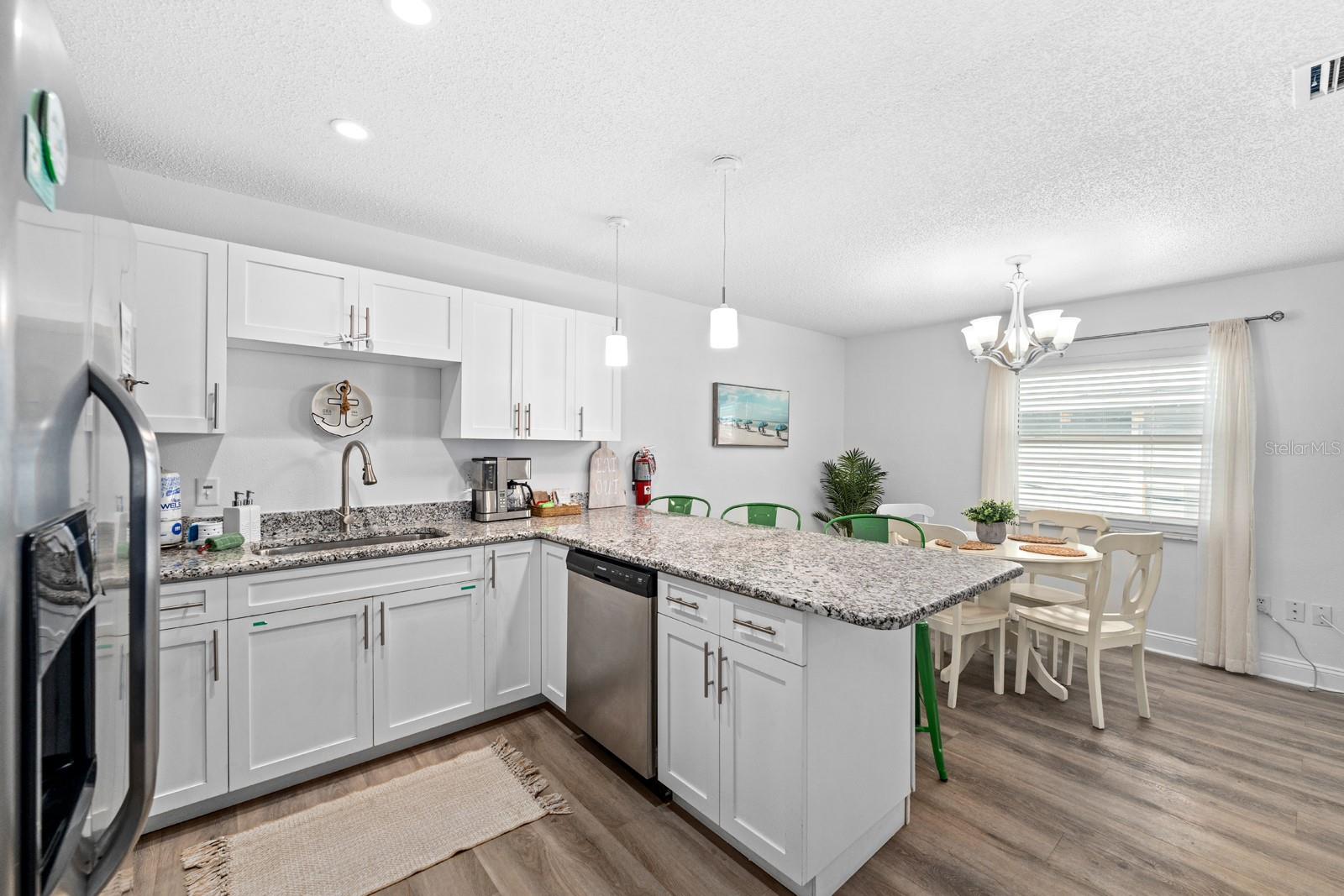 Image 10 of 53 For 807 Gulf Boulevard