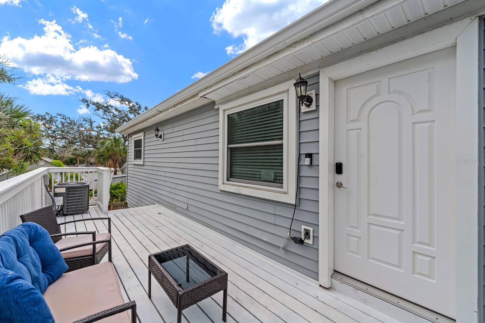 Image 4 of 53 For 807 Gulf Boulevard